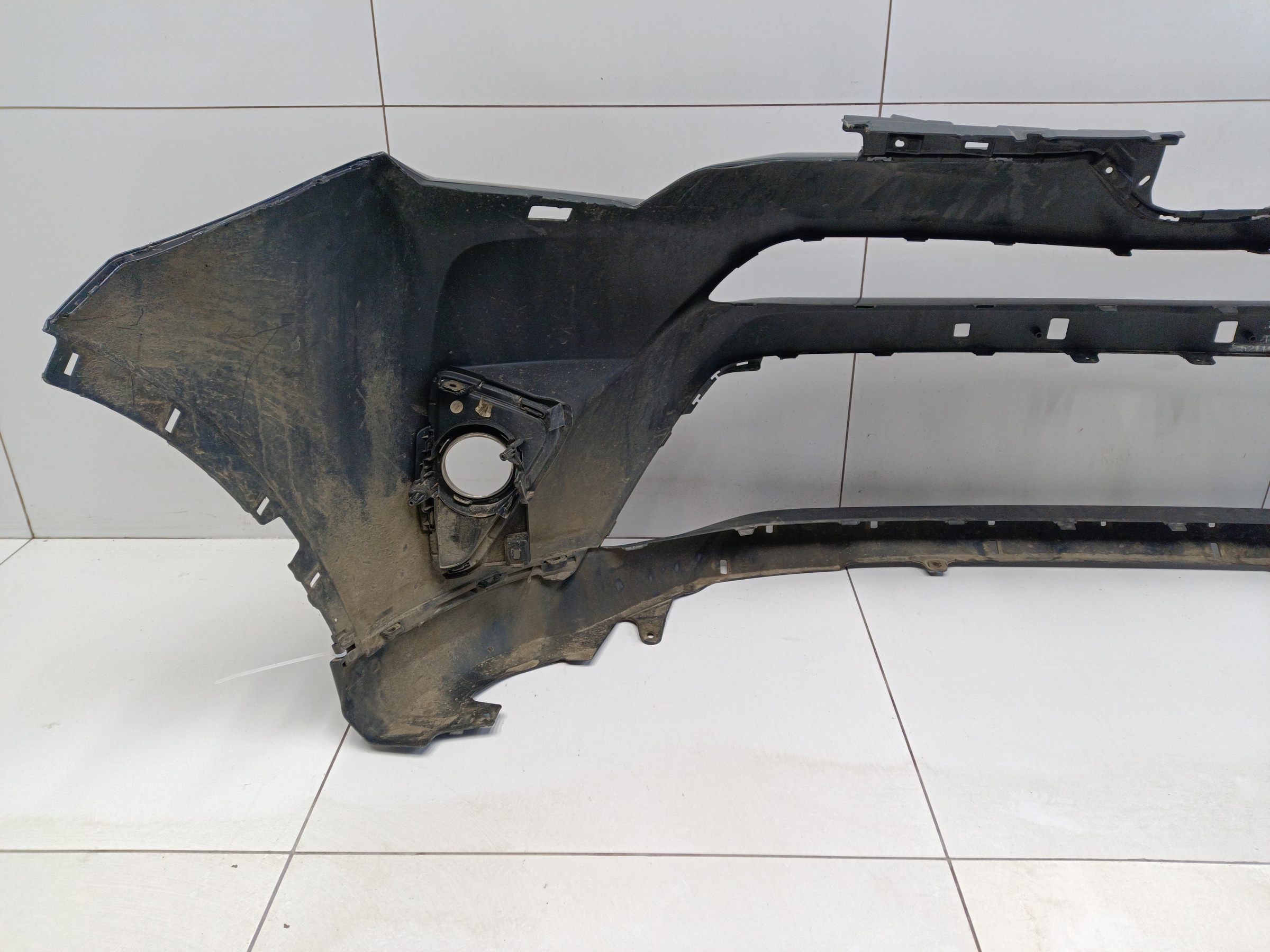 Бампер передний Toyota RAV4 CA40 Restail