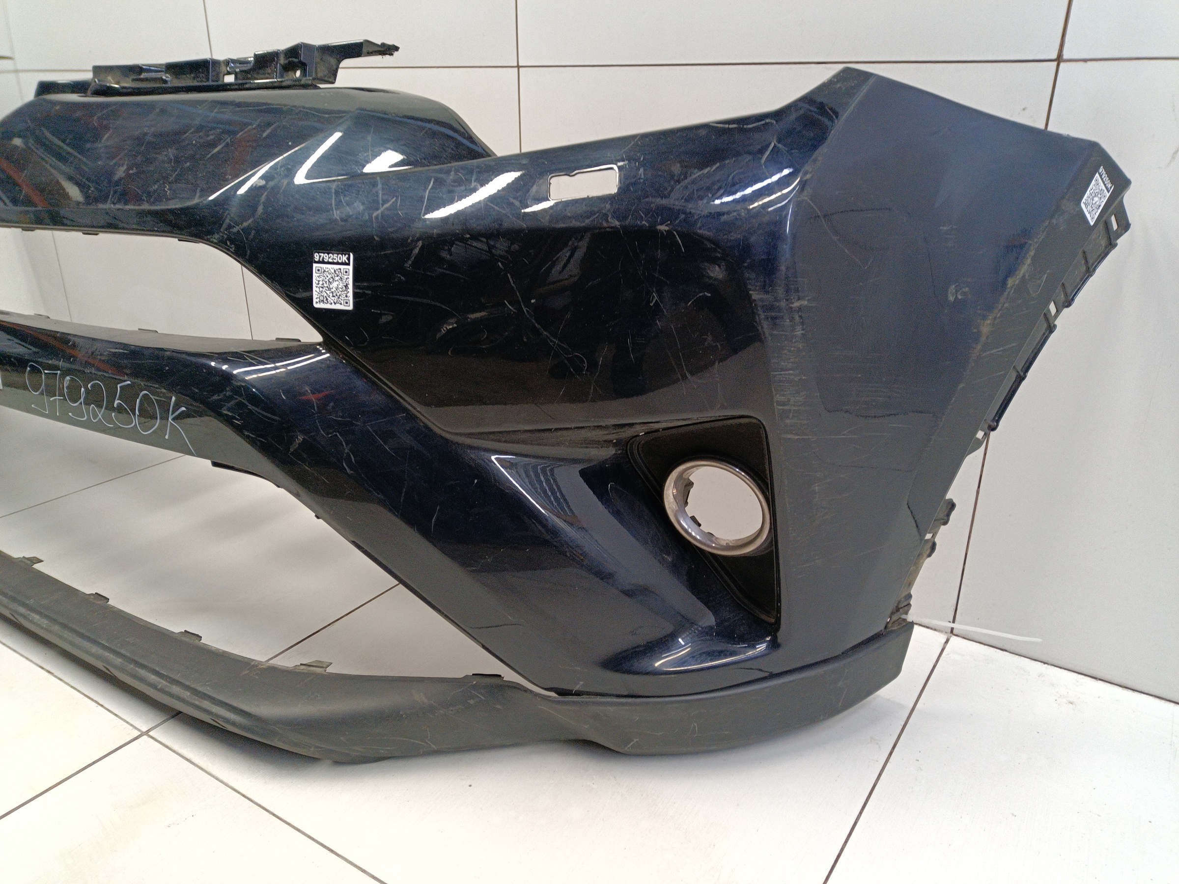 Бампер передний Toyota RAV4 CA40 Restail