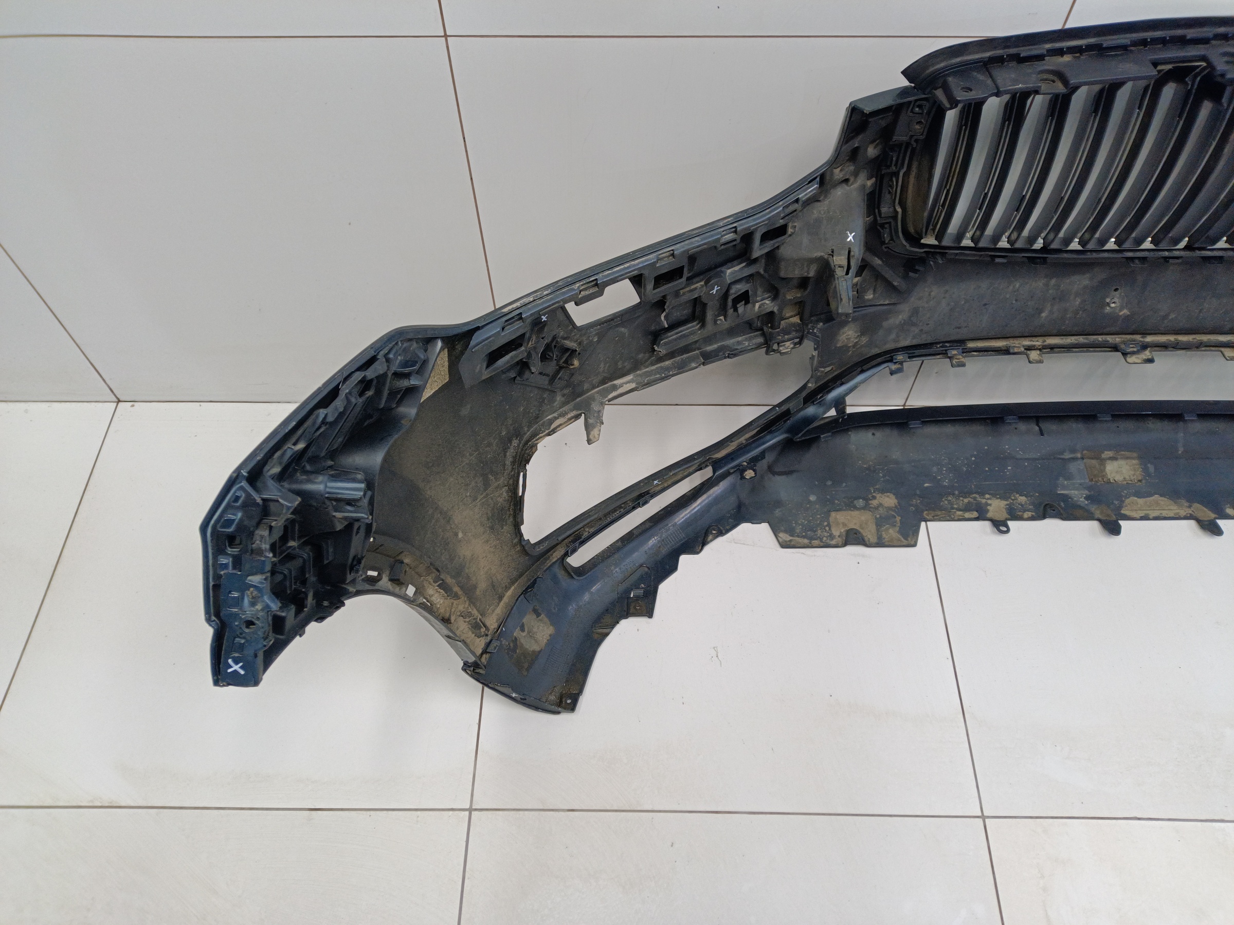 Бампер передний Volvo XC90 2