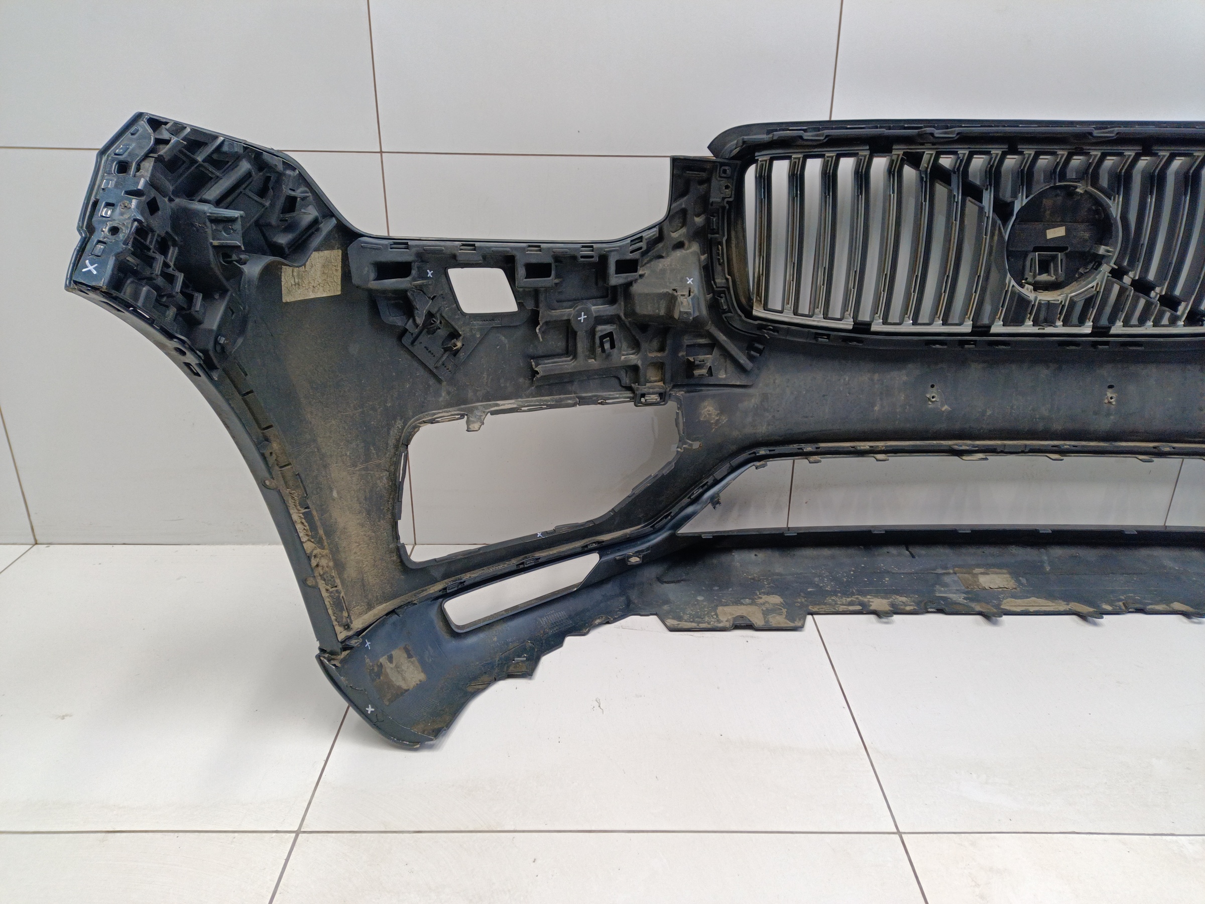 Бампер передний Volvo XC90 2