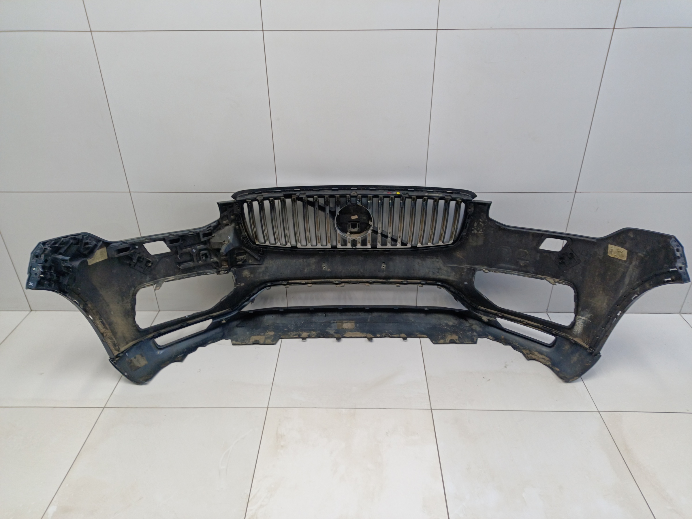 Бампер передний Volvo XC90 2