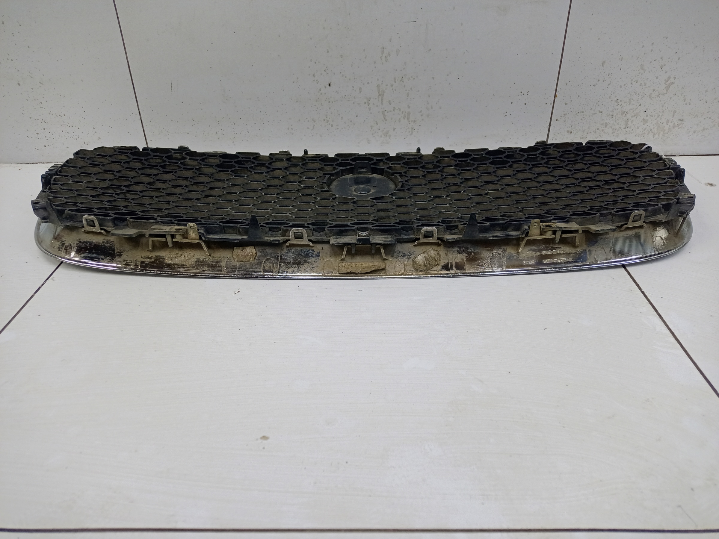 Решетка радиатора Jaguar XF 2