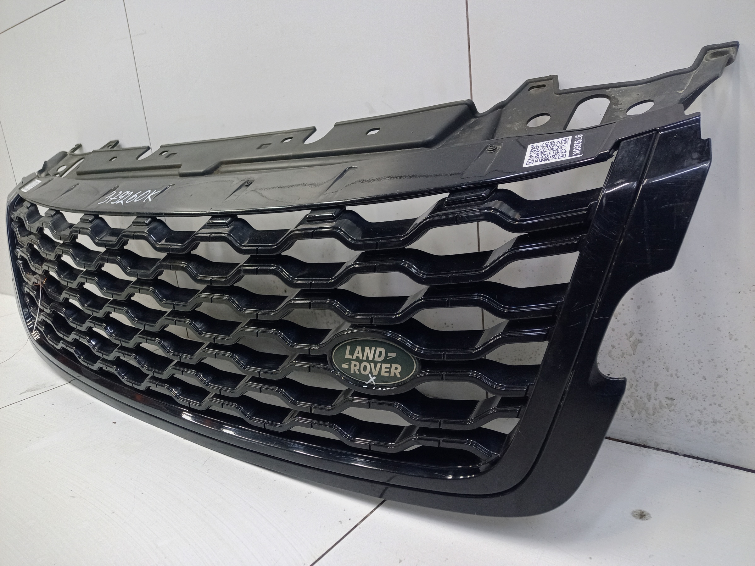 Решётка радиатора Land Rover Range Rover Velar черная