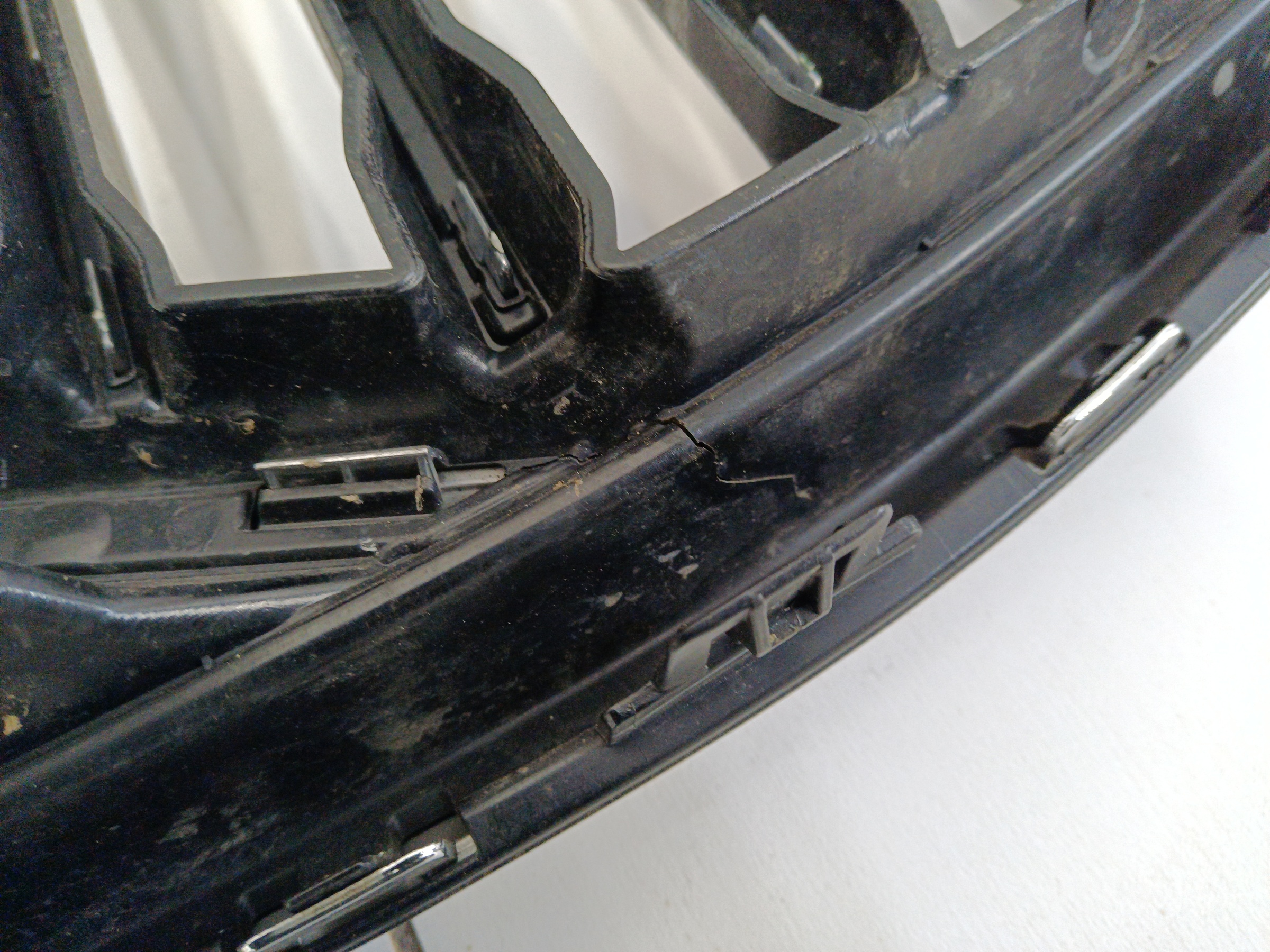 Решетка радиатора Volvo XC60 2