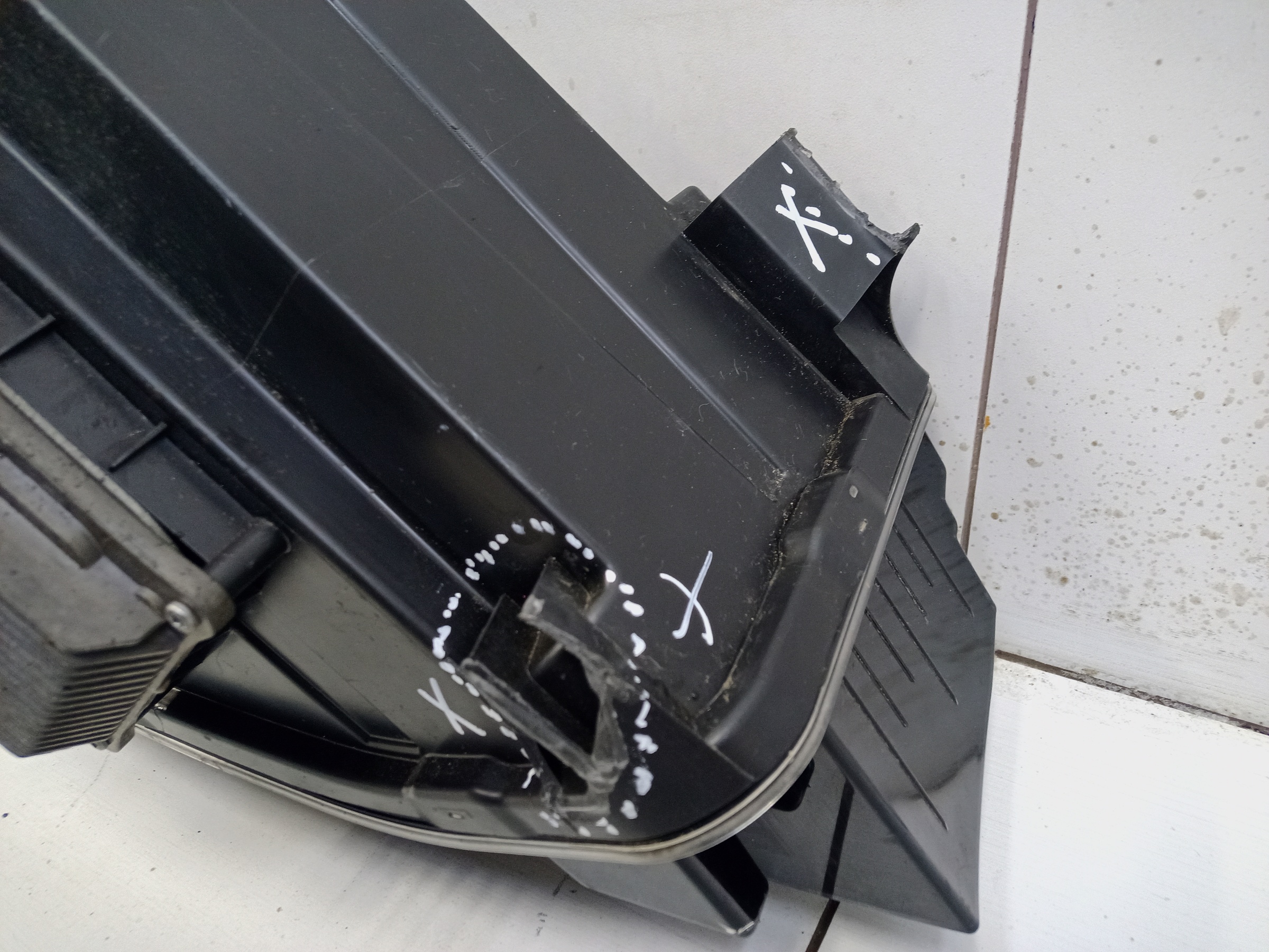 Фара передняя левая Voyah Free Restail