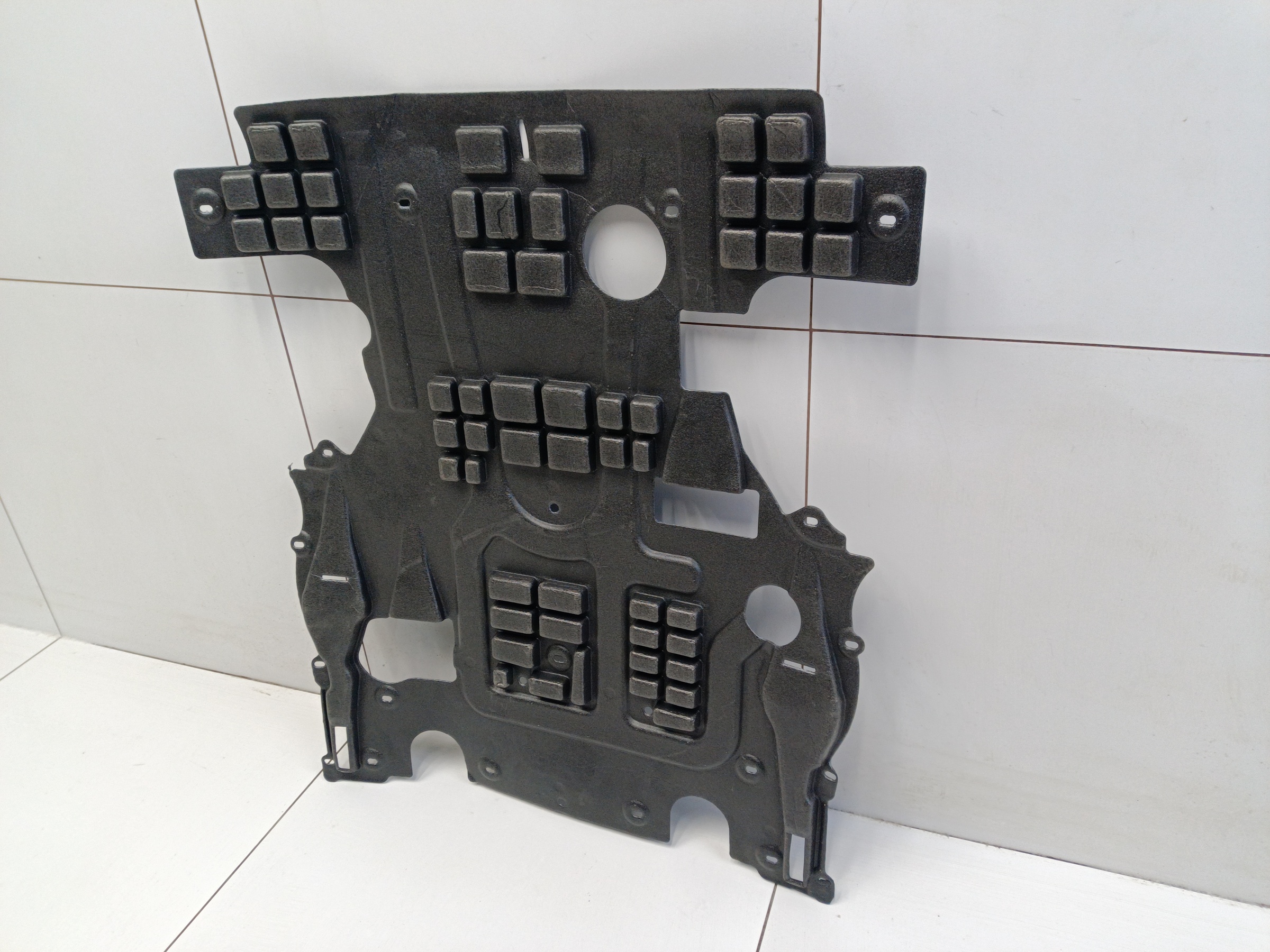 Пыльник двигателя Mercedes Benz GLE-Klasse V167