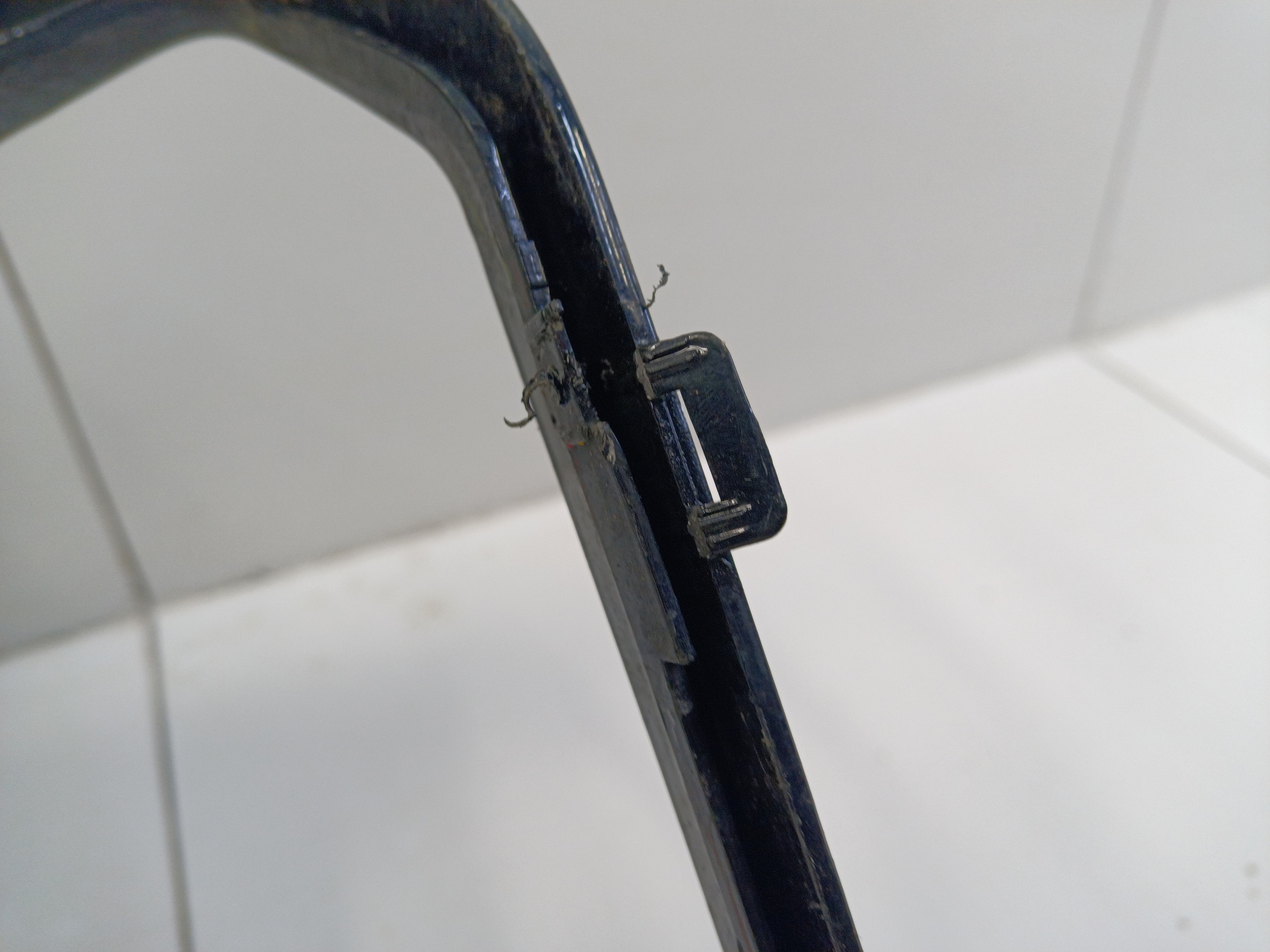 Накладка переднего бампера центральная Voyah Free Restail