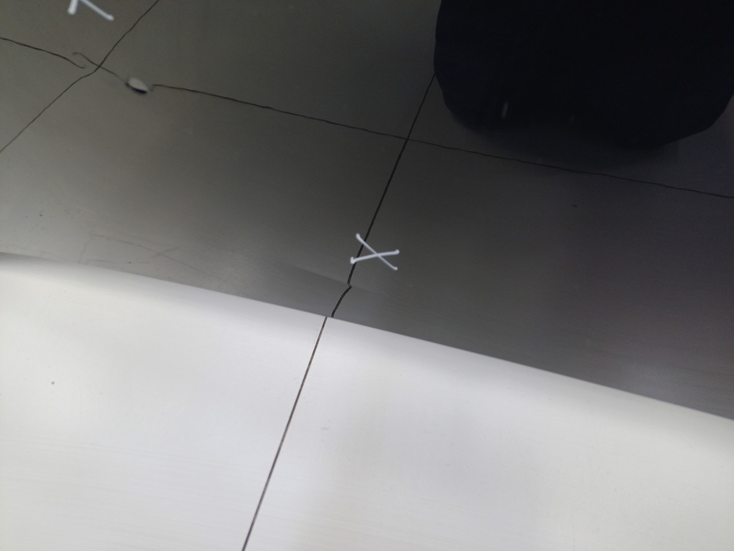 Капот Lada Vesta