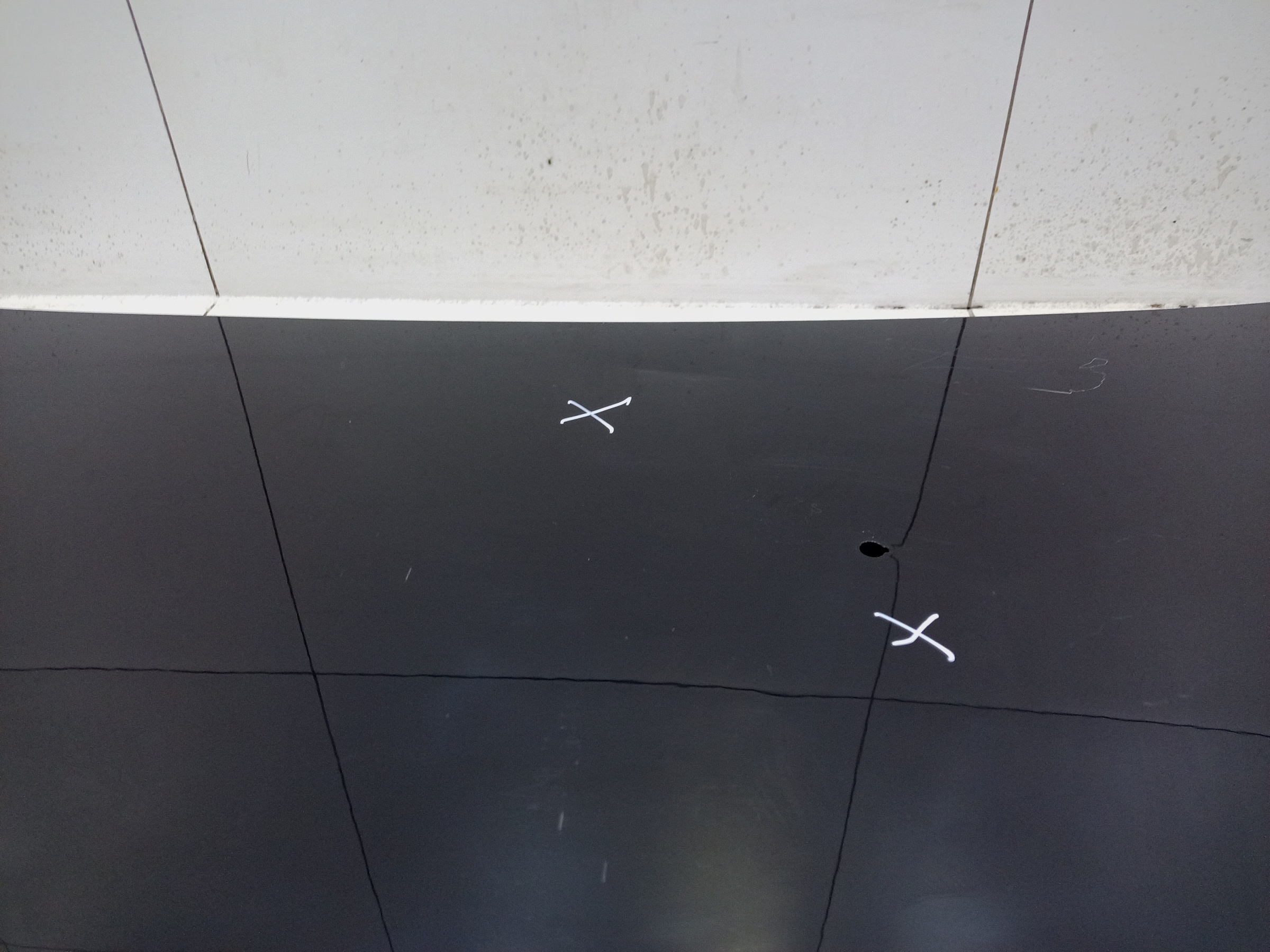 Капот Lada Vesta