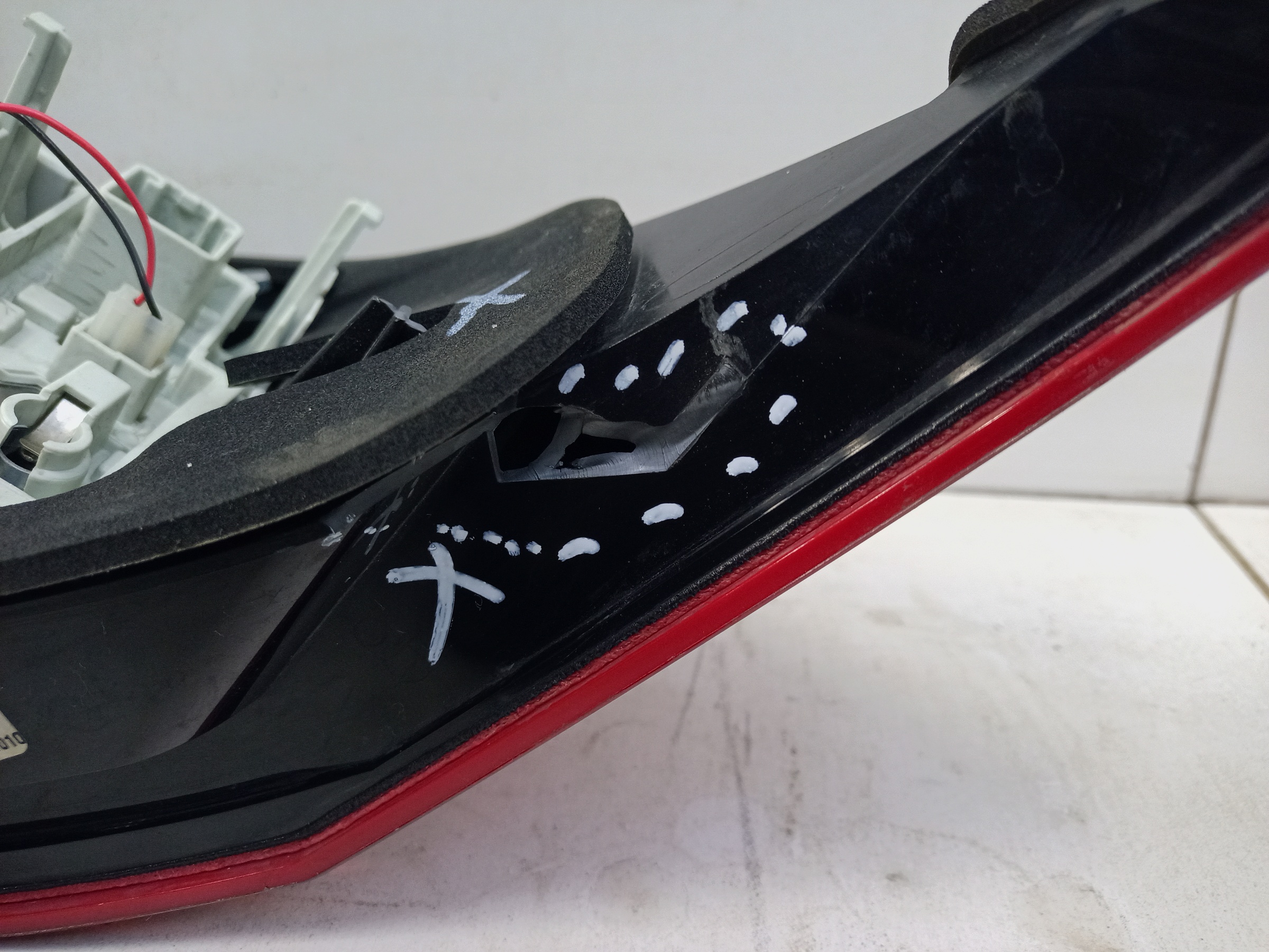 Фонарь задний левый наружный Volvo S60 2