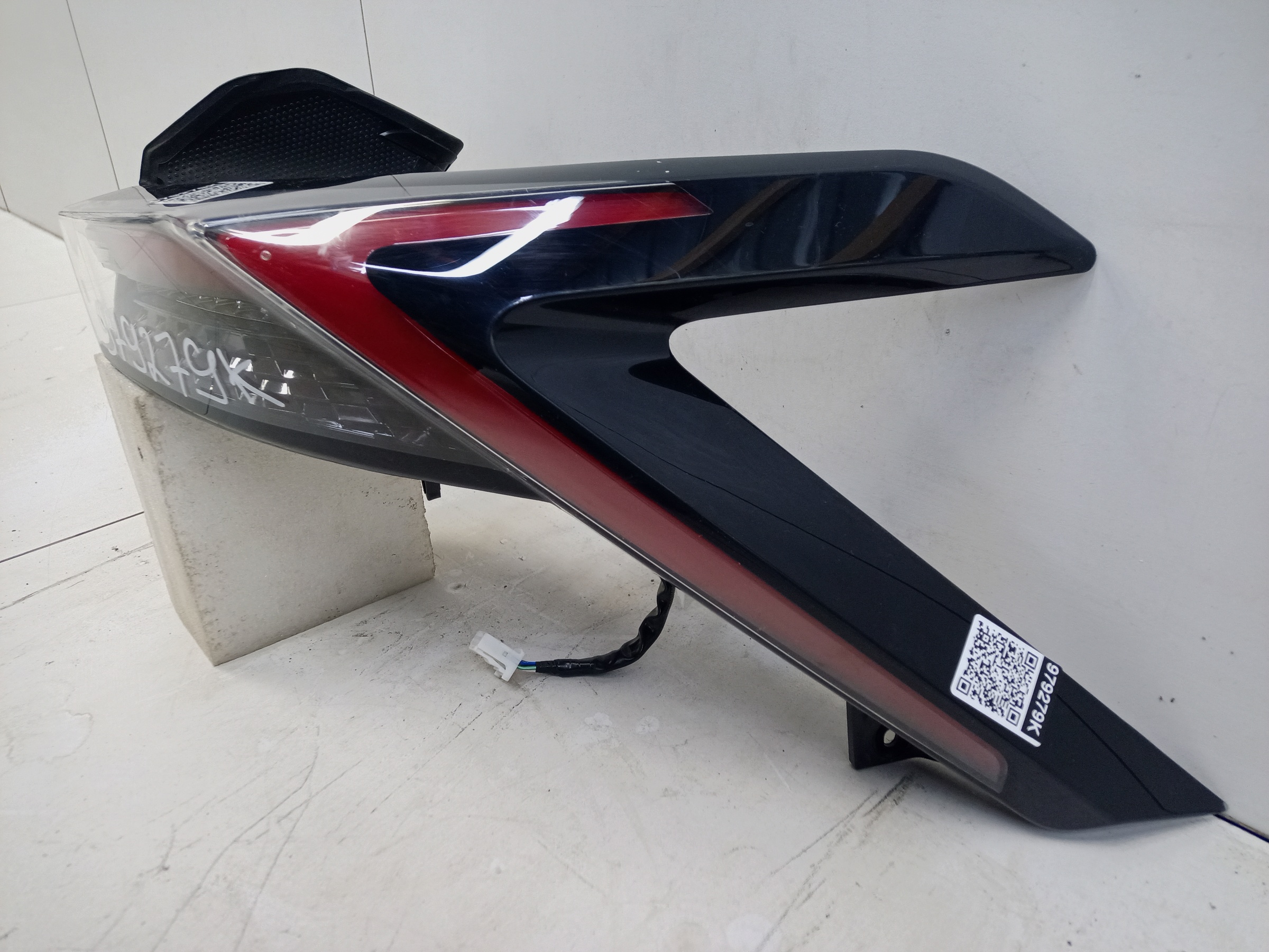 Фонарь задний правый наружный Jetour Dashing