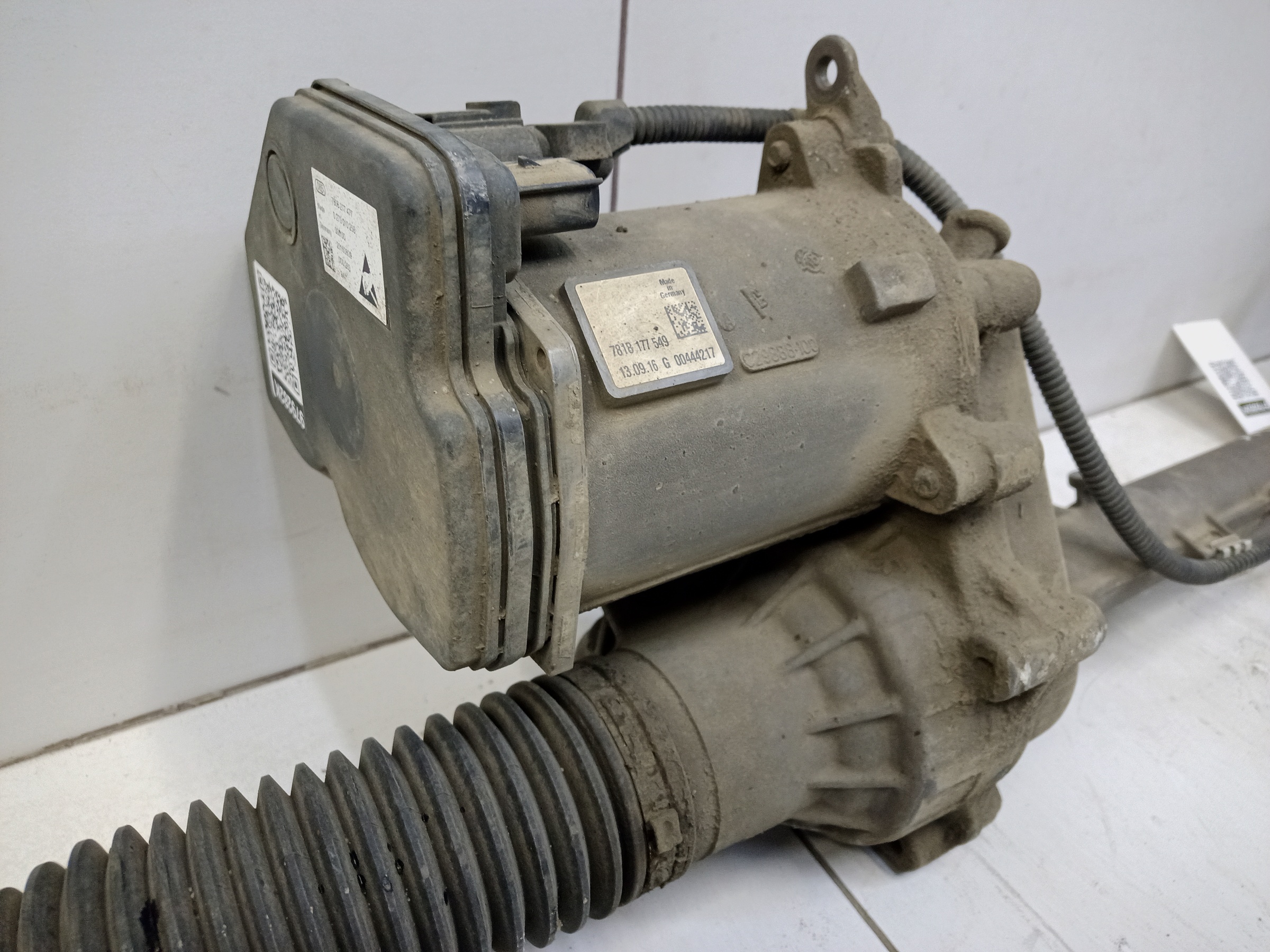 Рейка рулевая Volvo S60 2