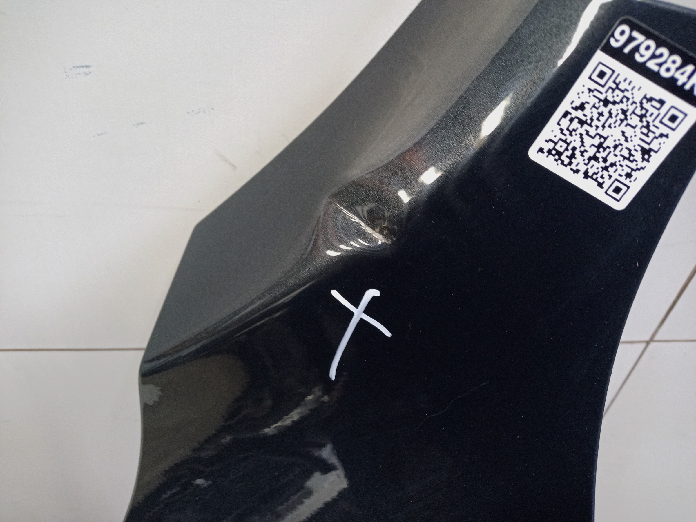 Крыло переднее левое Volvo XC90 2