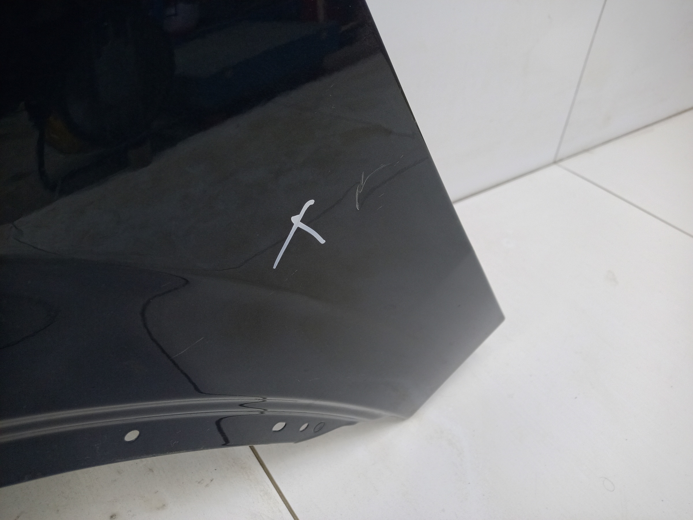 Крыло переднее левое Volvo XC90 2