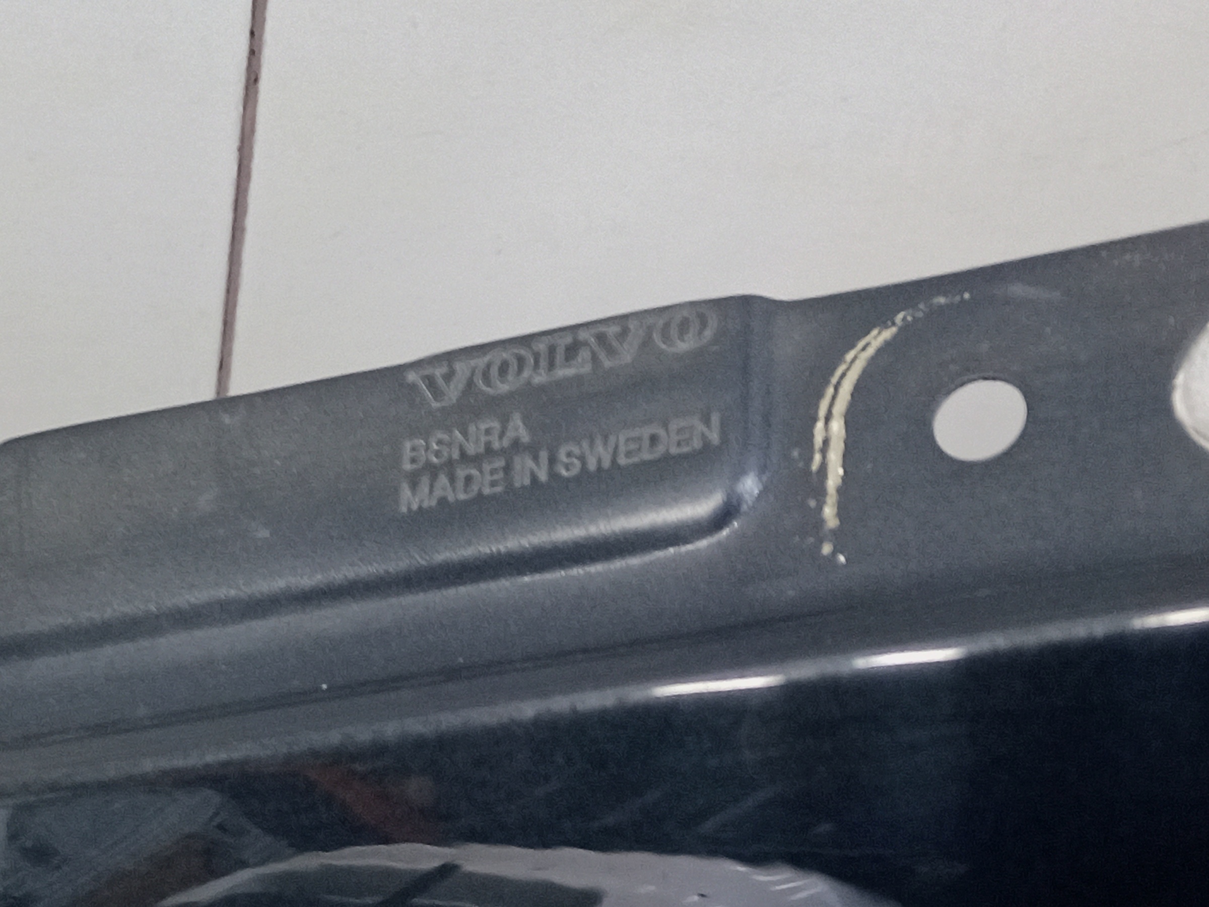 Крыло переднее левое Volvo XC90 2