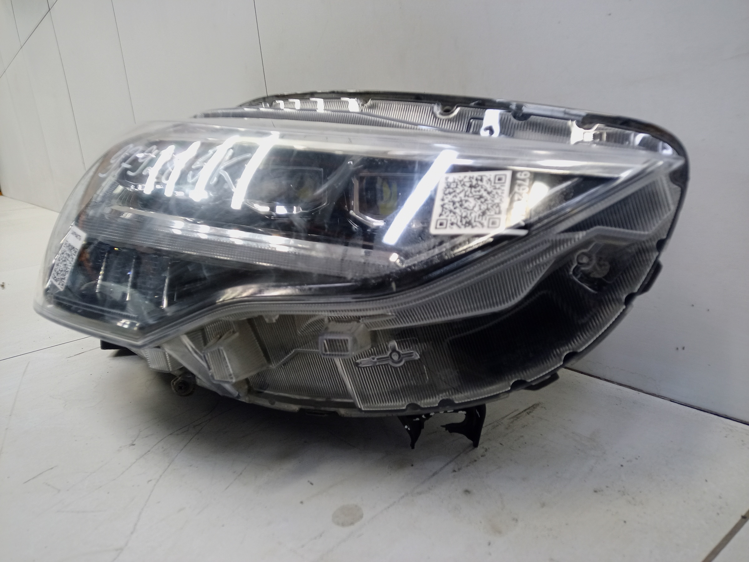 Фара передняя правая Haval Jolion LED