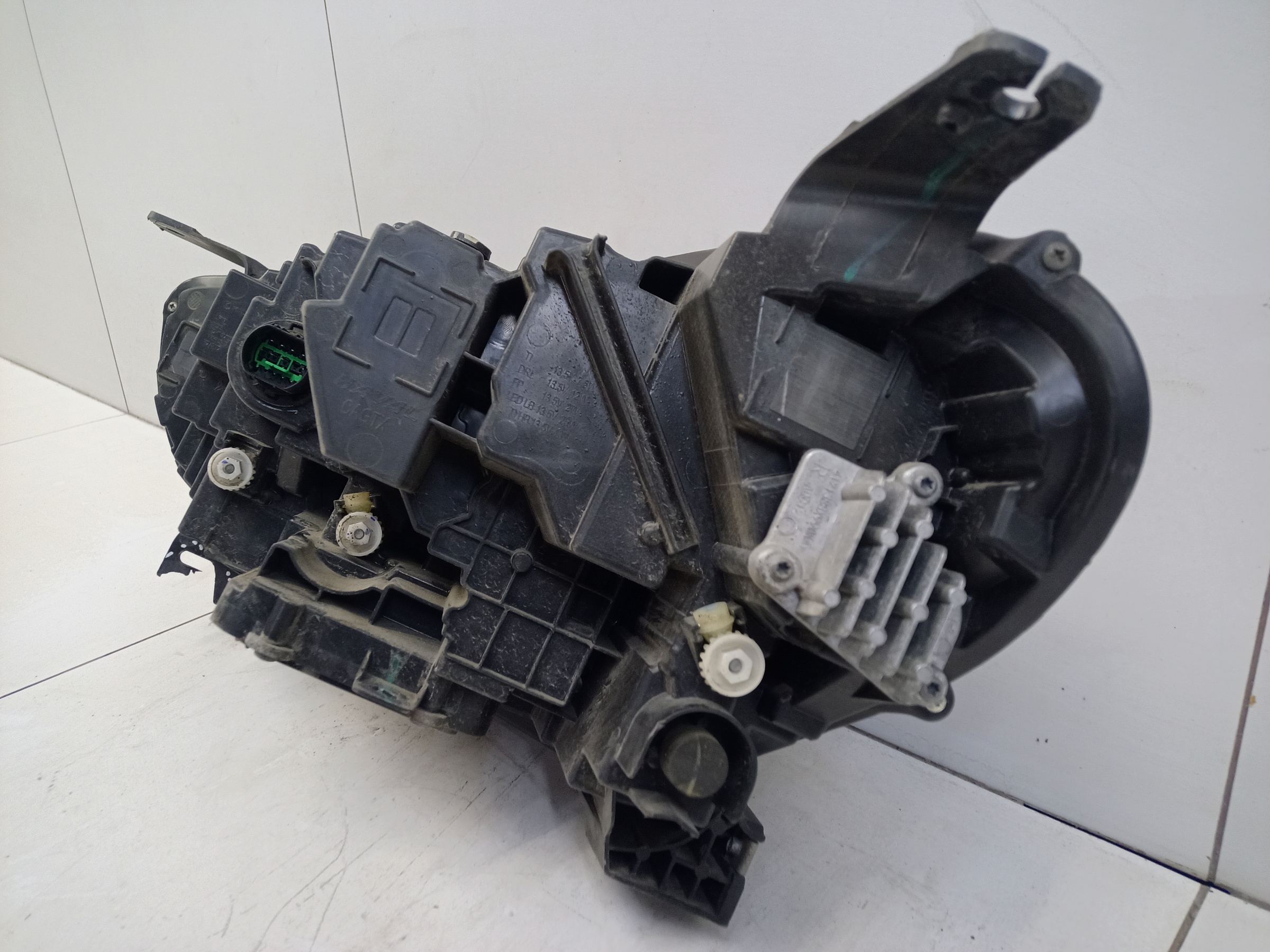 Фара передняя правая Haval Jolion LED