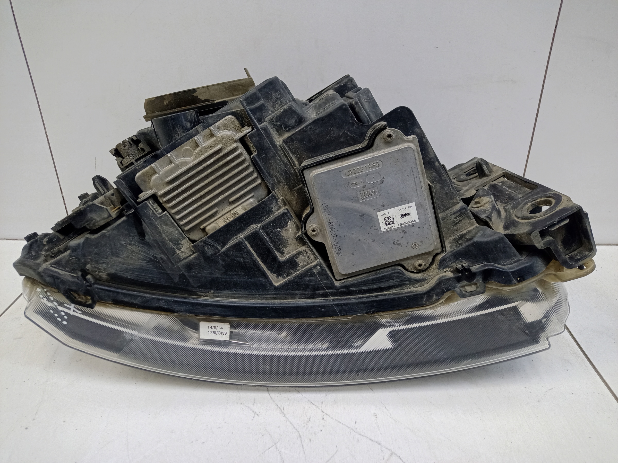 Фара передняя левая Land Rover Discovery 4 Restail ксенон адаптив с ДХО