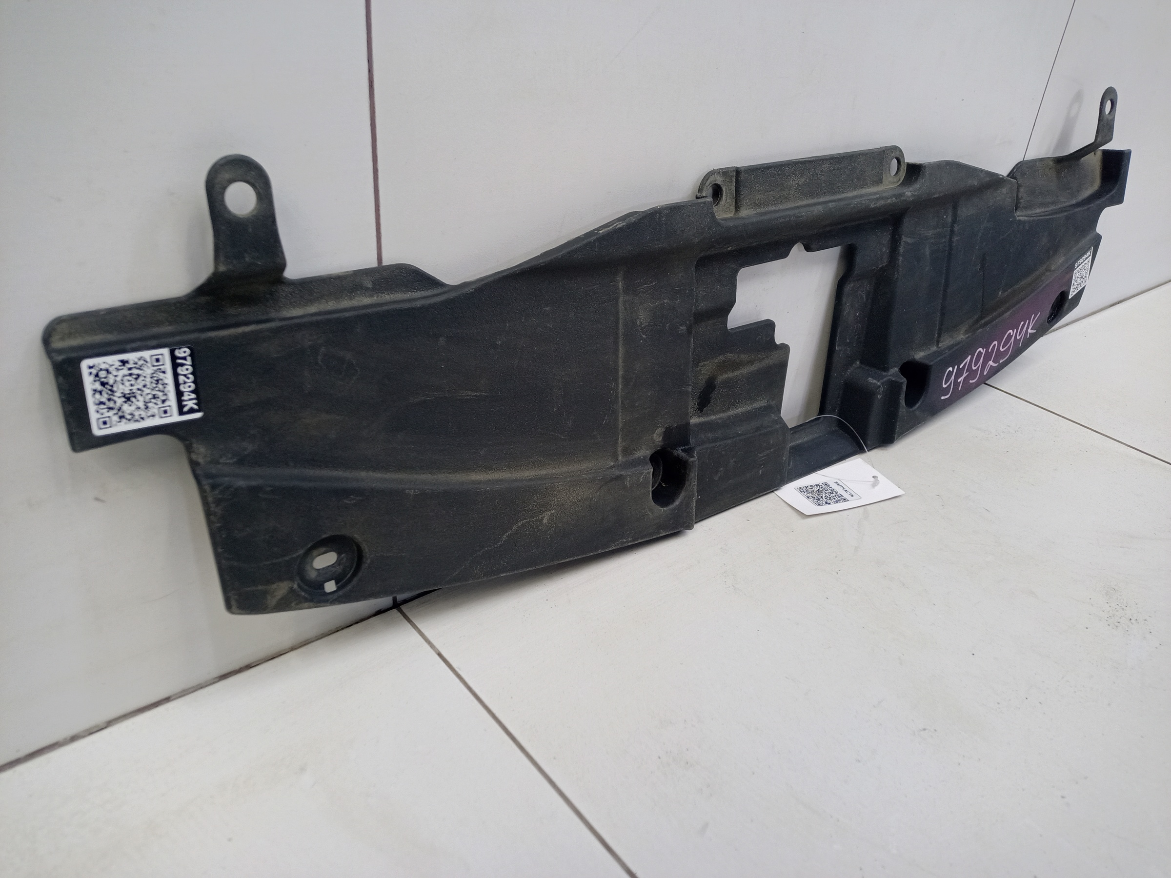 Накладка передней панели Toyota Fortuner 2