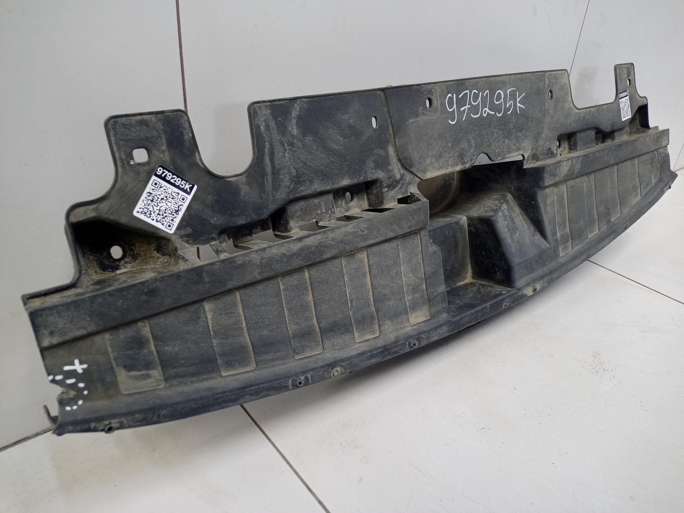 Накладка передней панели Omoda S5