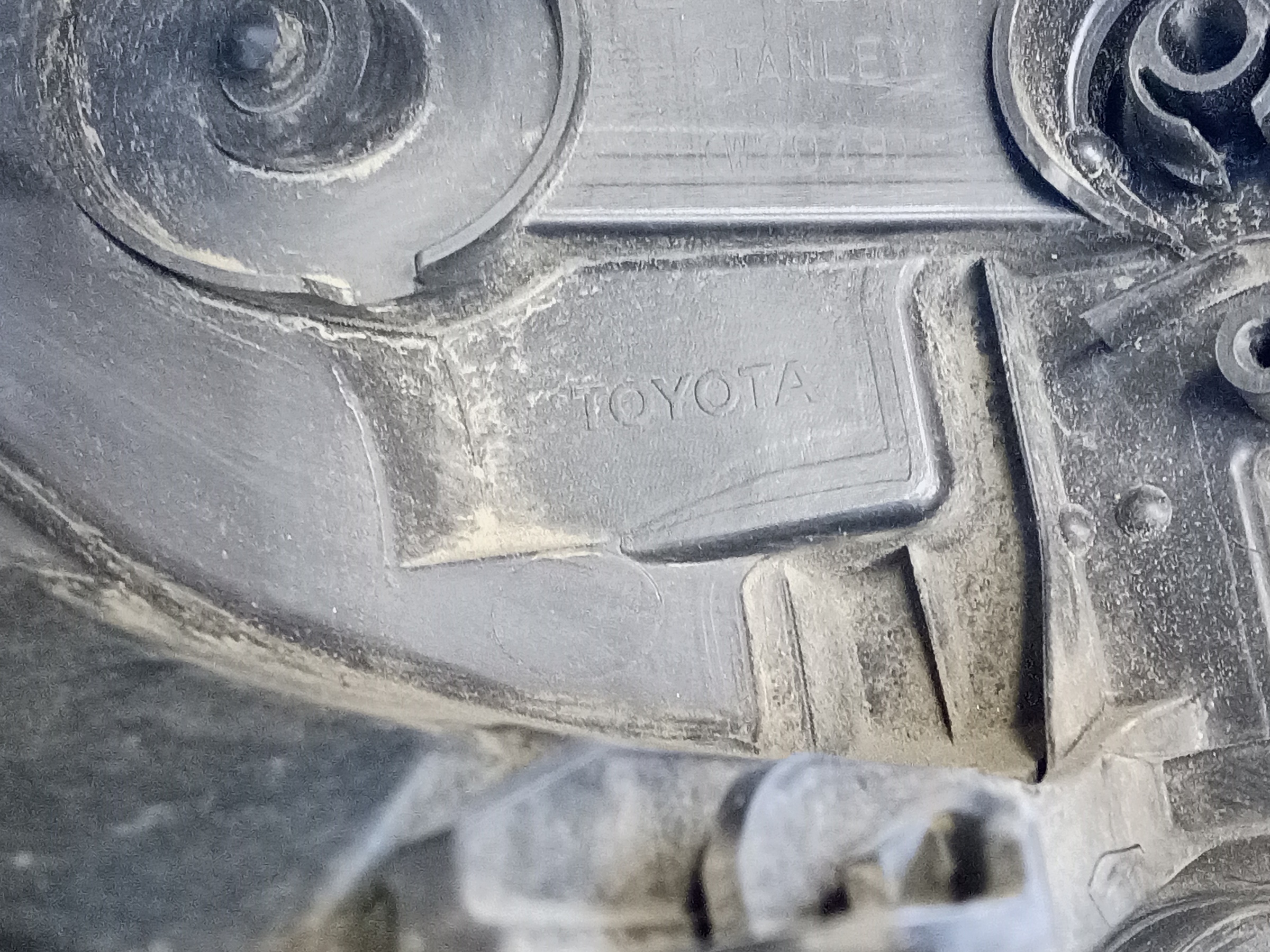 Фара передняя левая Toyota RAV4 CA40 Restail галоген линза ДХО