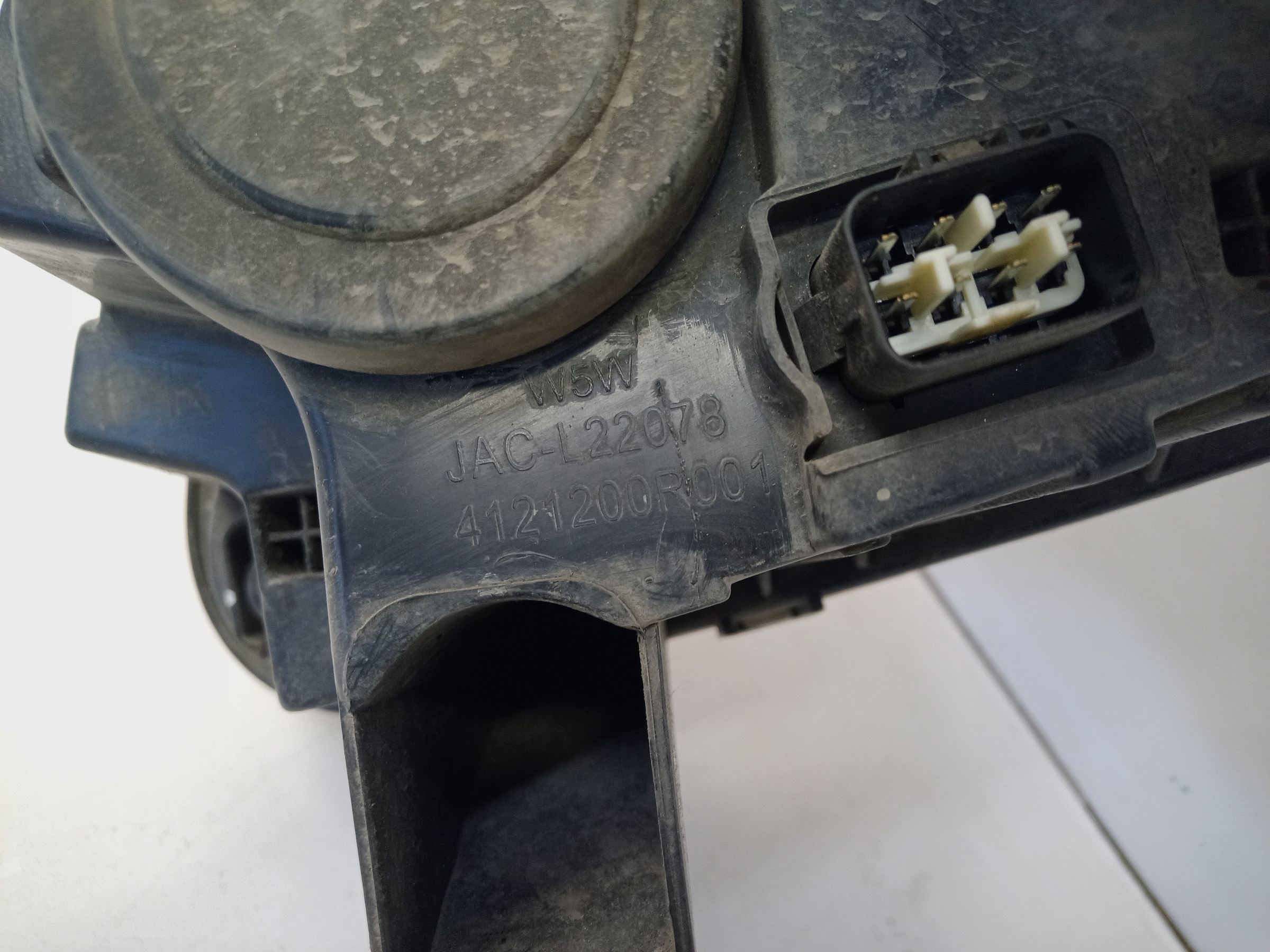 Фара передняя правая Sollers Atlant галоген