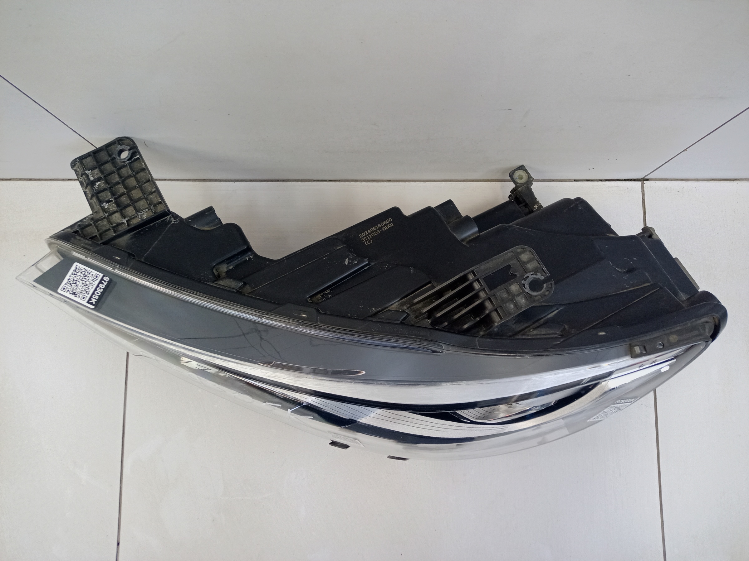 Фара передняя левая Hongqi HS5 LED