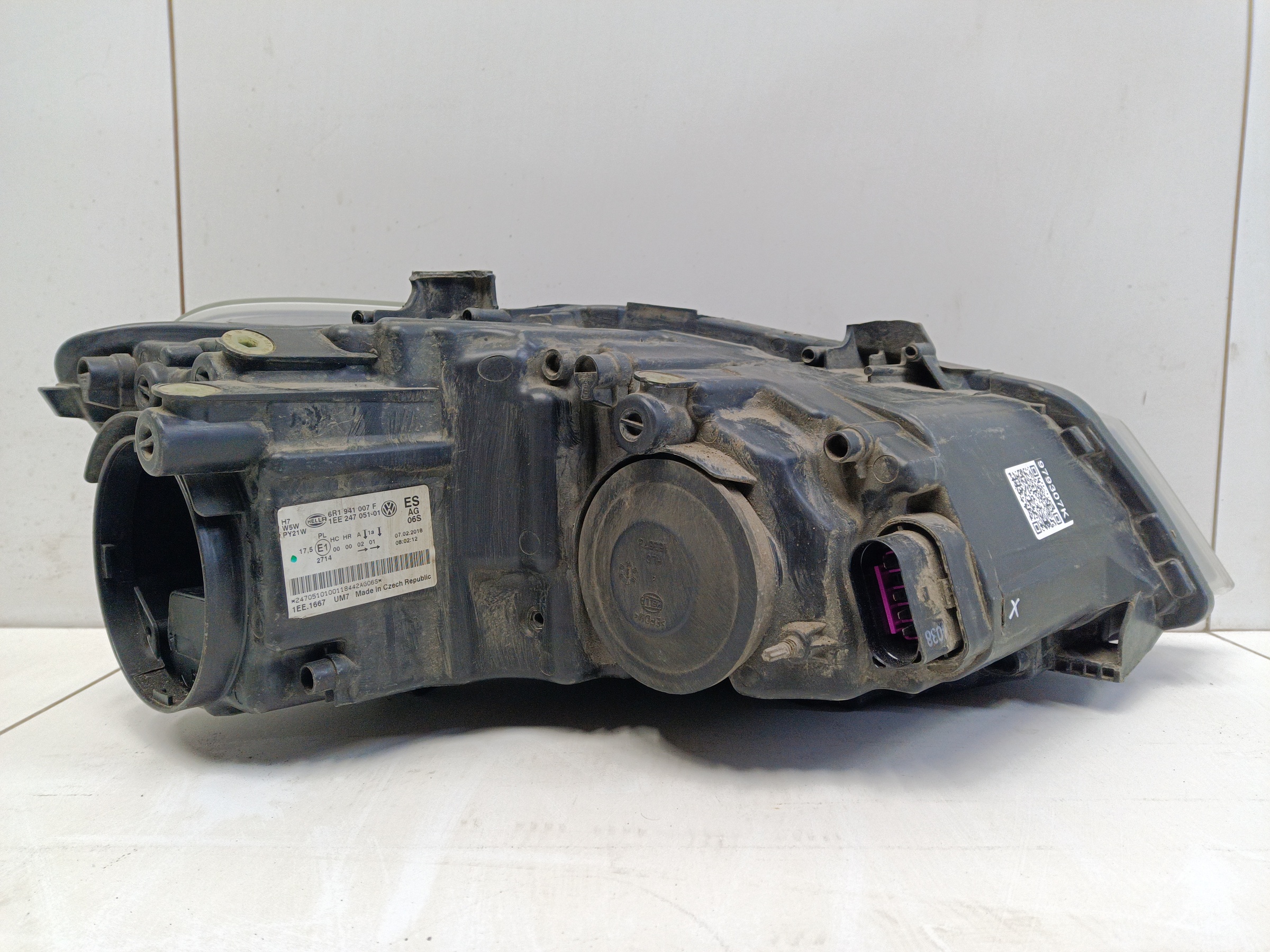 Фара передняя левая Volkswagen Polo 5 Sedan Restail галоген