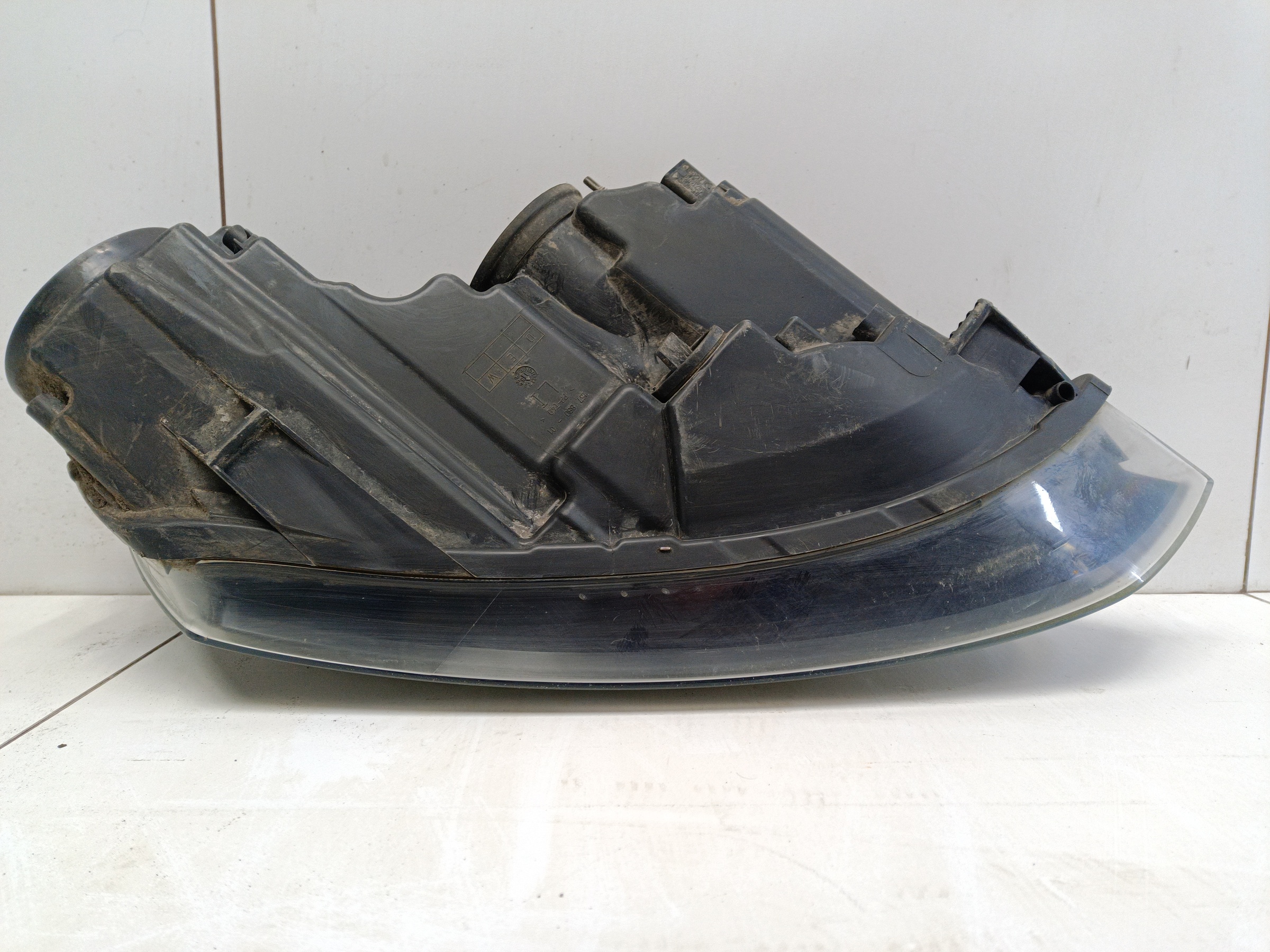 Фара передняя левая Volkswagen Polo 5 Sedan Restail галоген