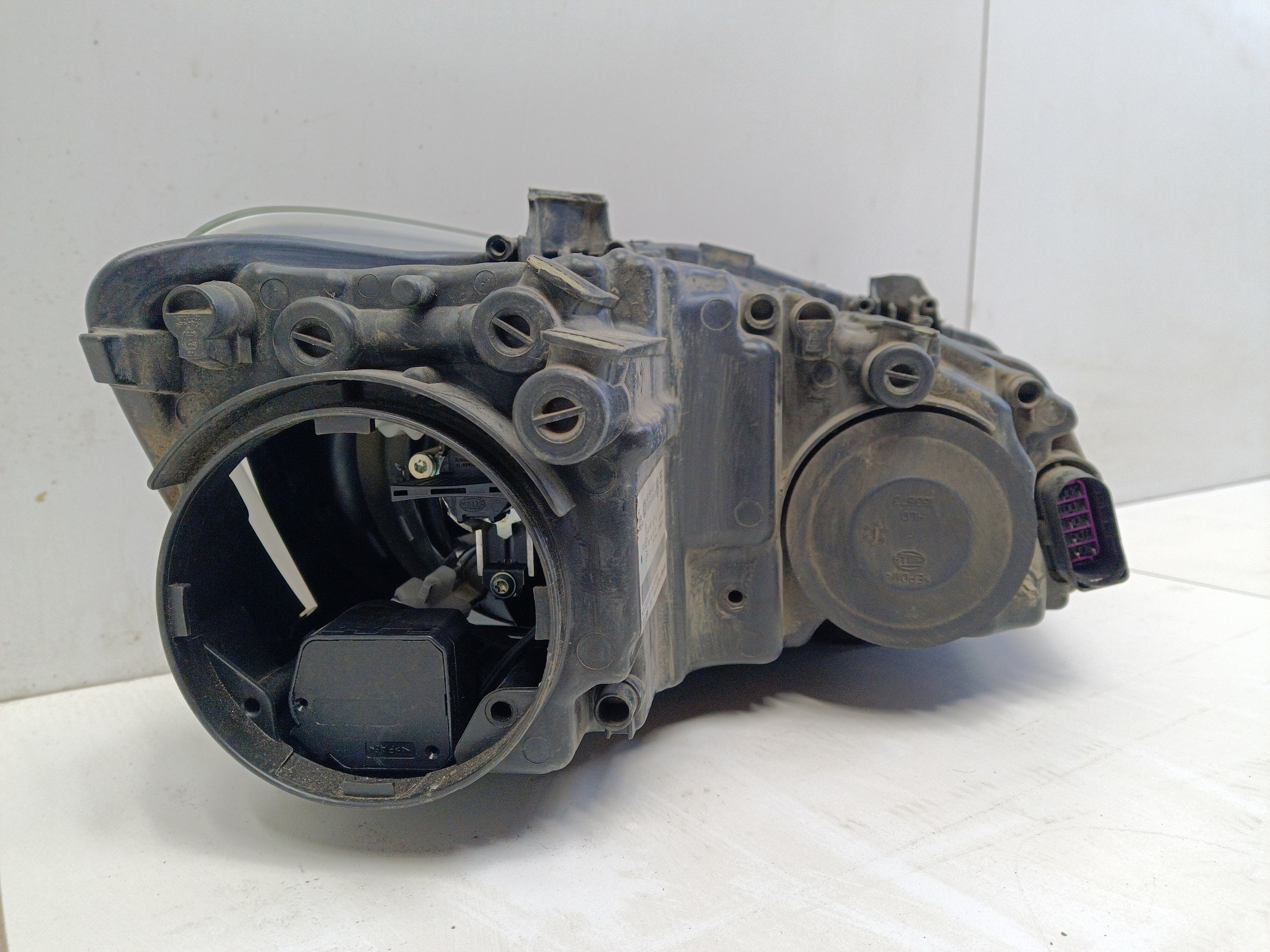 Фара передняя левая Volkswagen Polo 5 Sedan Restail галоген