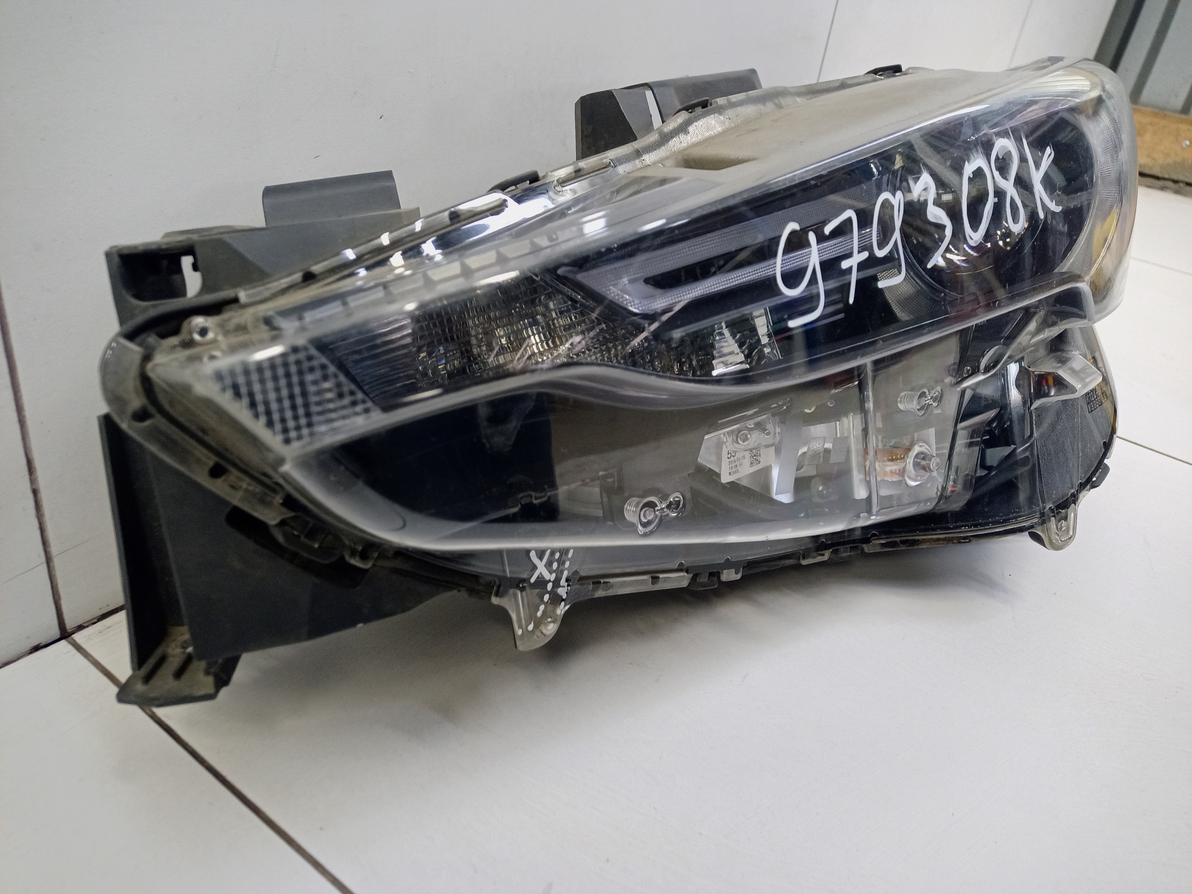 Фара передняя левая Mazda CX-5 2 LED