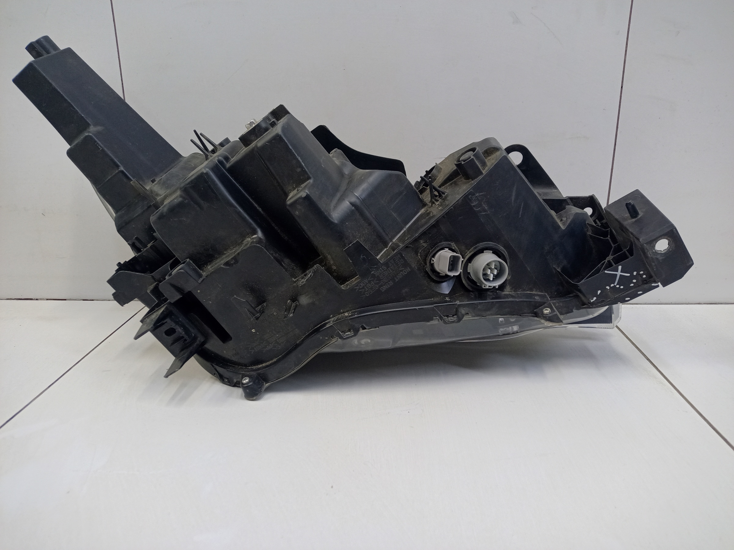 Фара передняя левая Mazda CX-5 2 LED