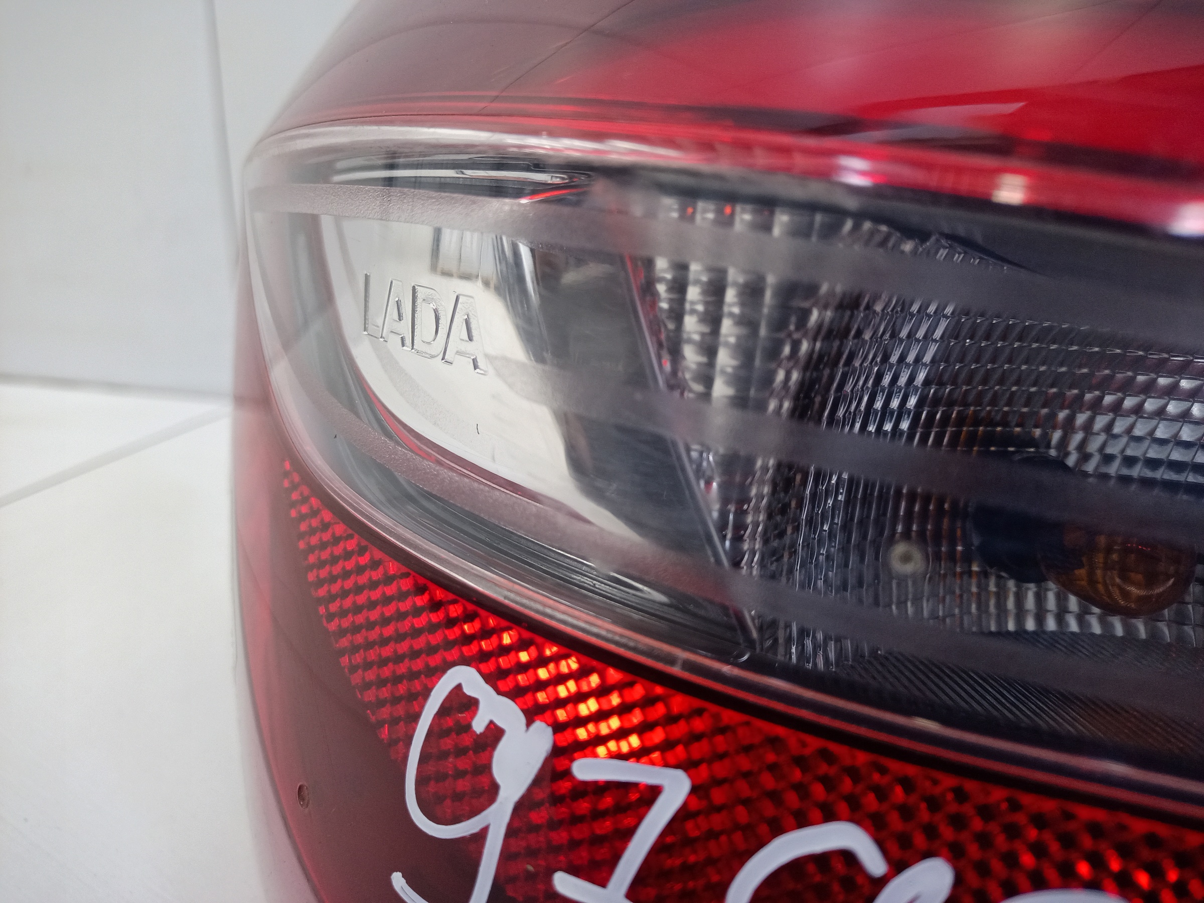 Фонарь задний левый наружный Lada Vesta Restail LED