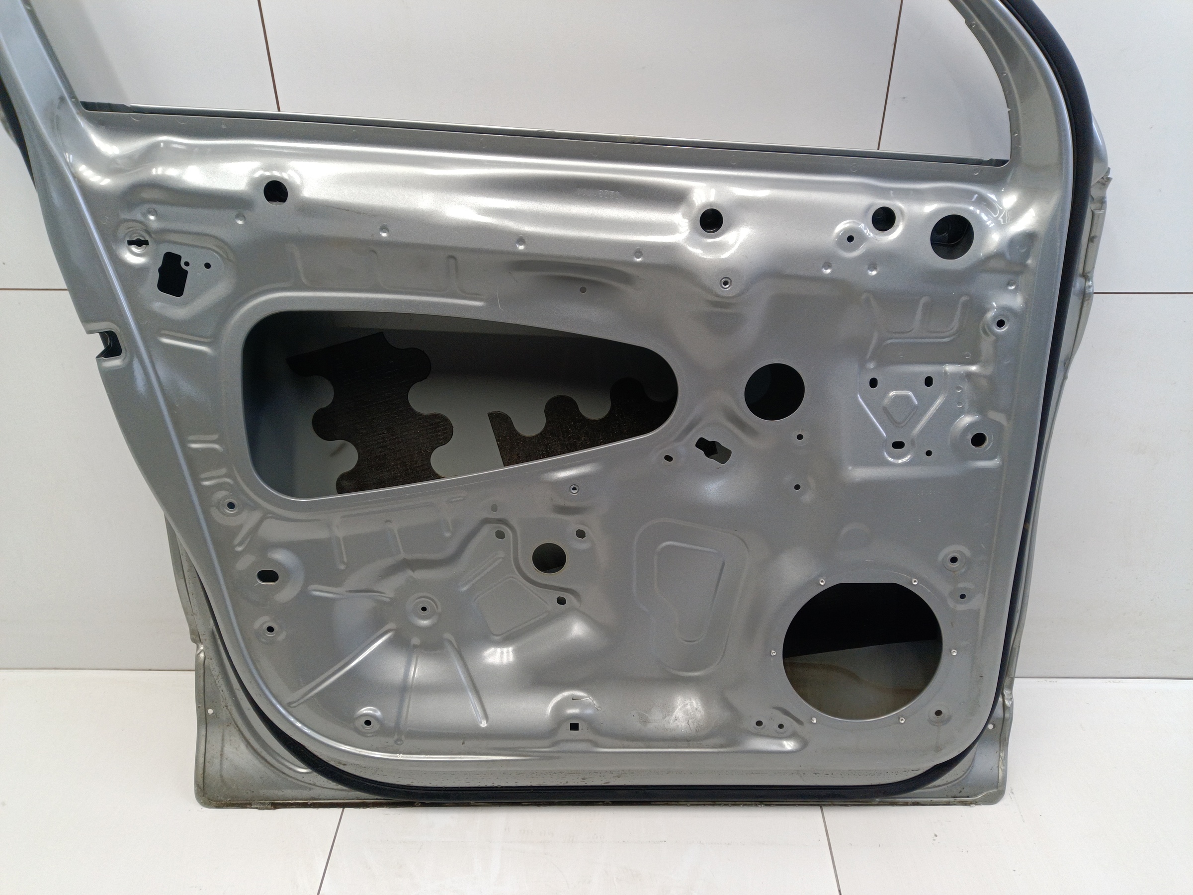 Дверь передняя левая Volkswagen Tiguan 2