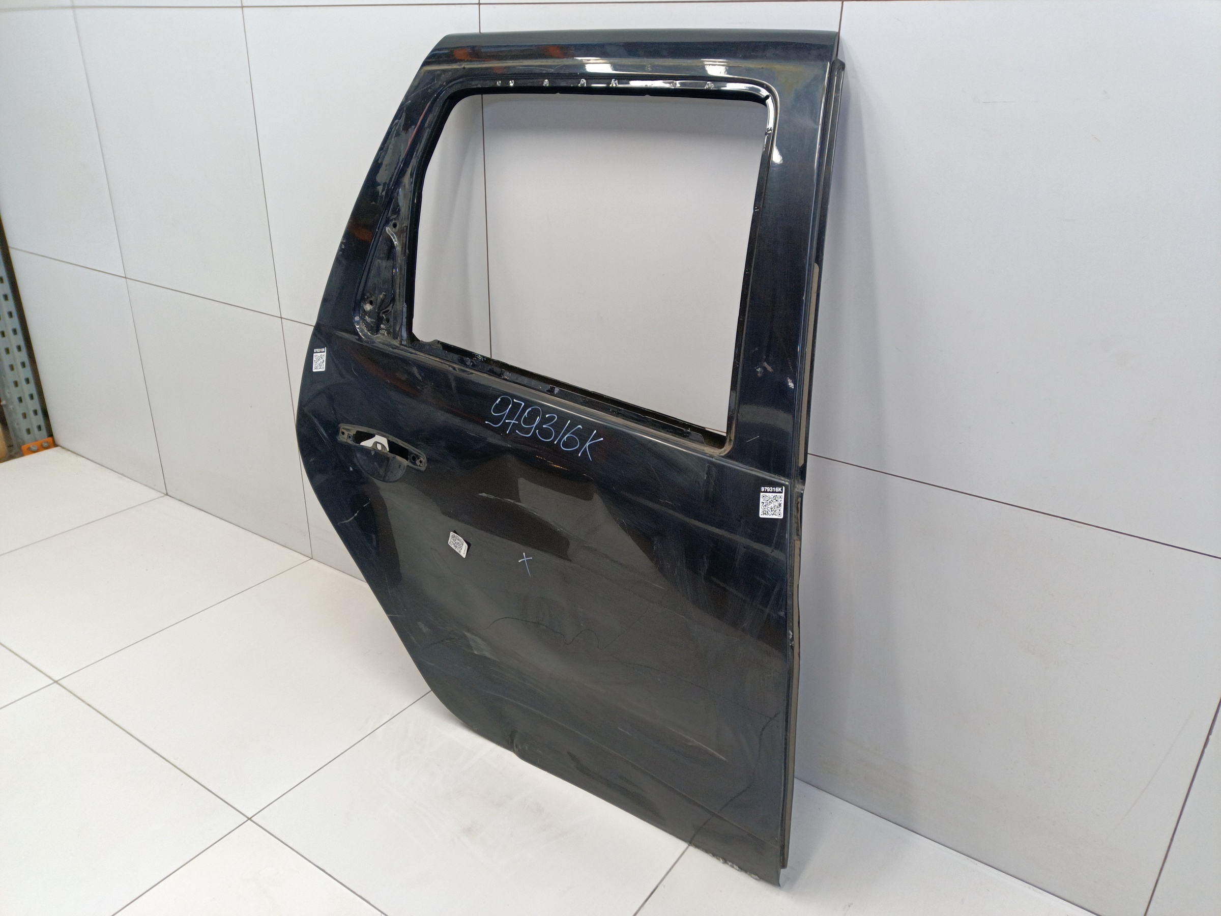 Дверь задняя правая Renault Duster 1