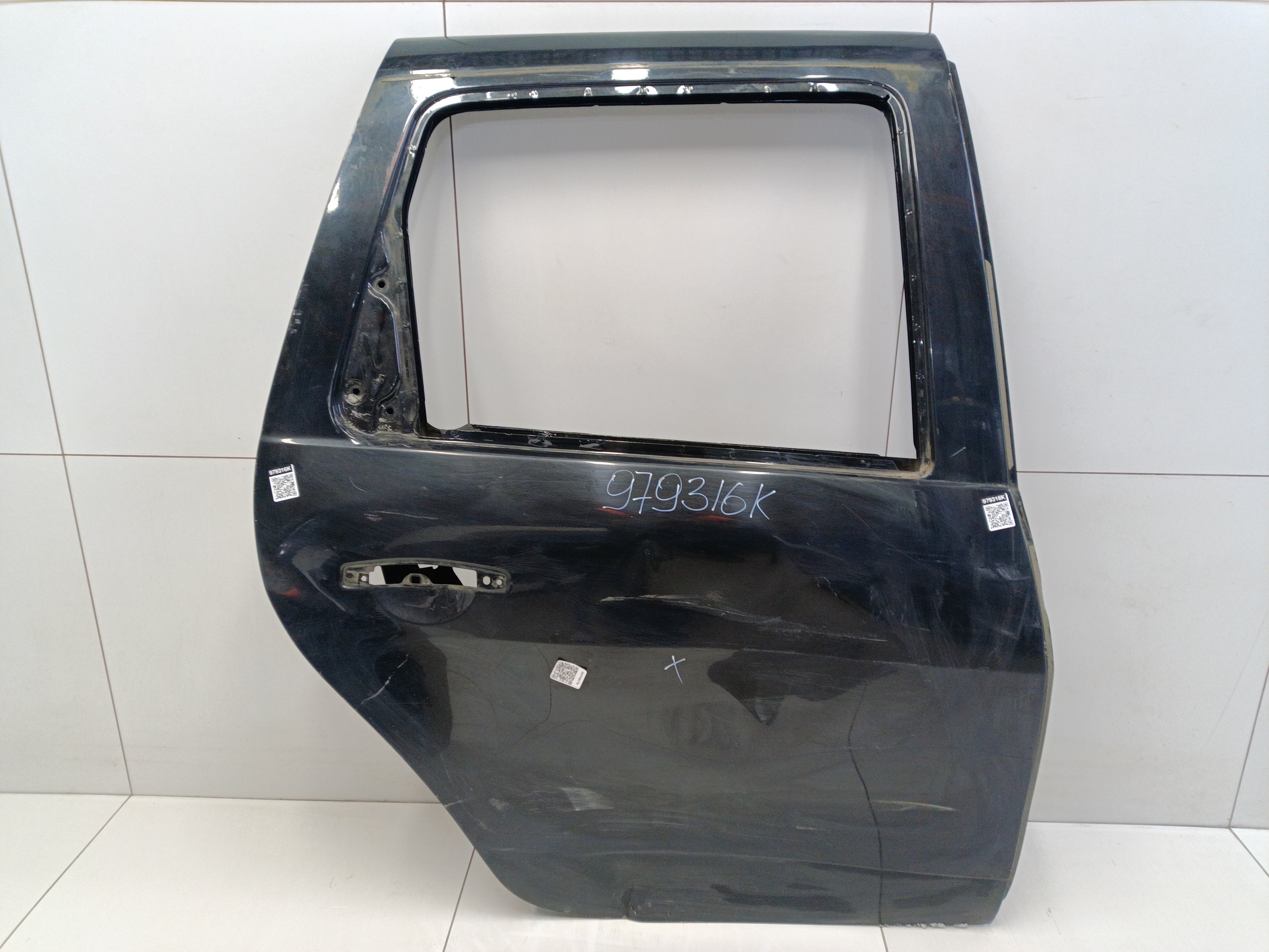 Дверь задняя правая Renault Duster 1