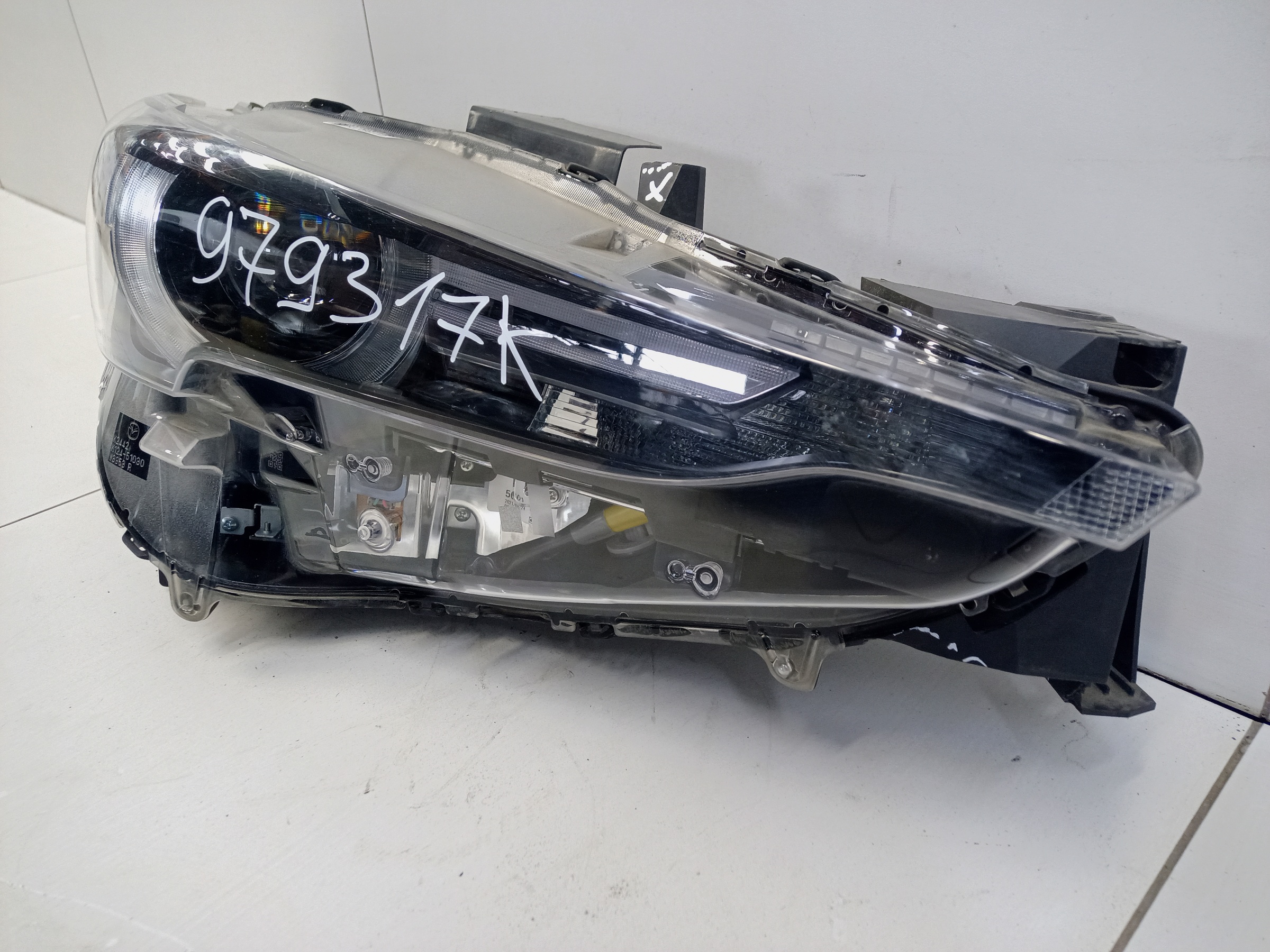 Фара передняя правая Mazda CX-5 2 LED адаптив