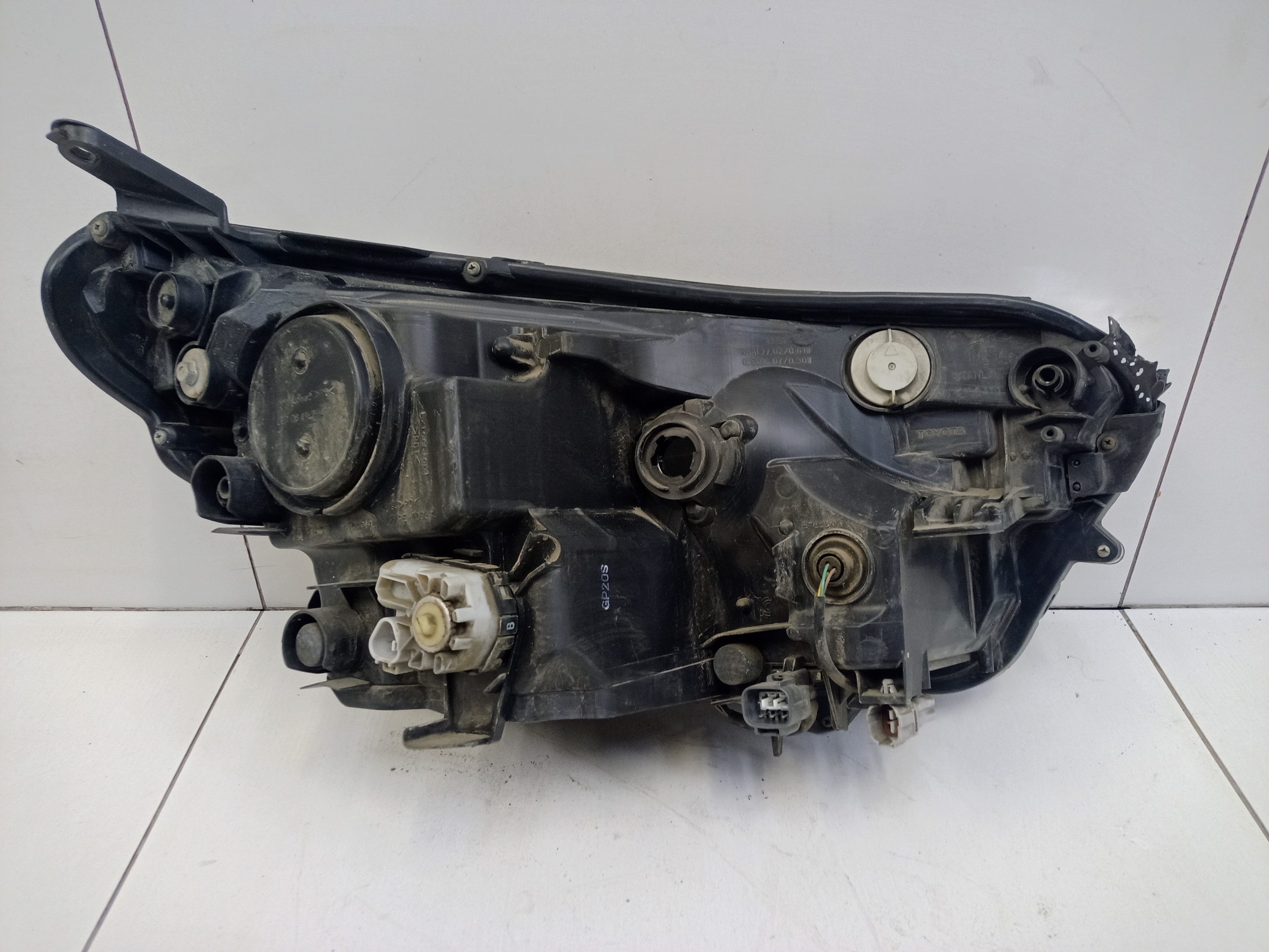 Фара передняя левая Toyota RAV4 CA40 Restail LED