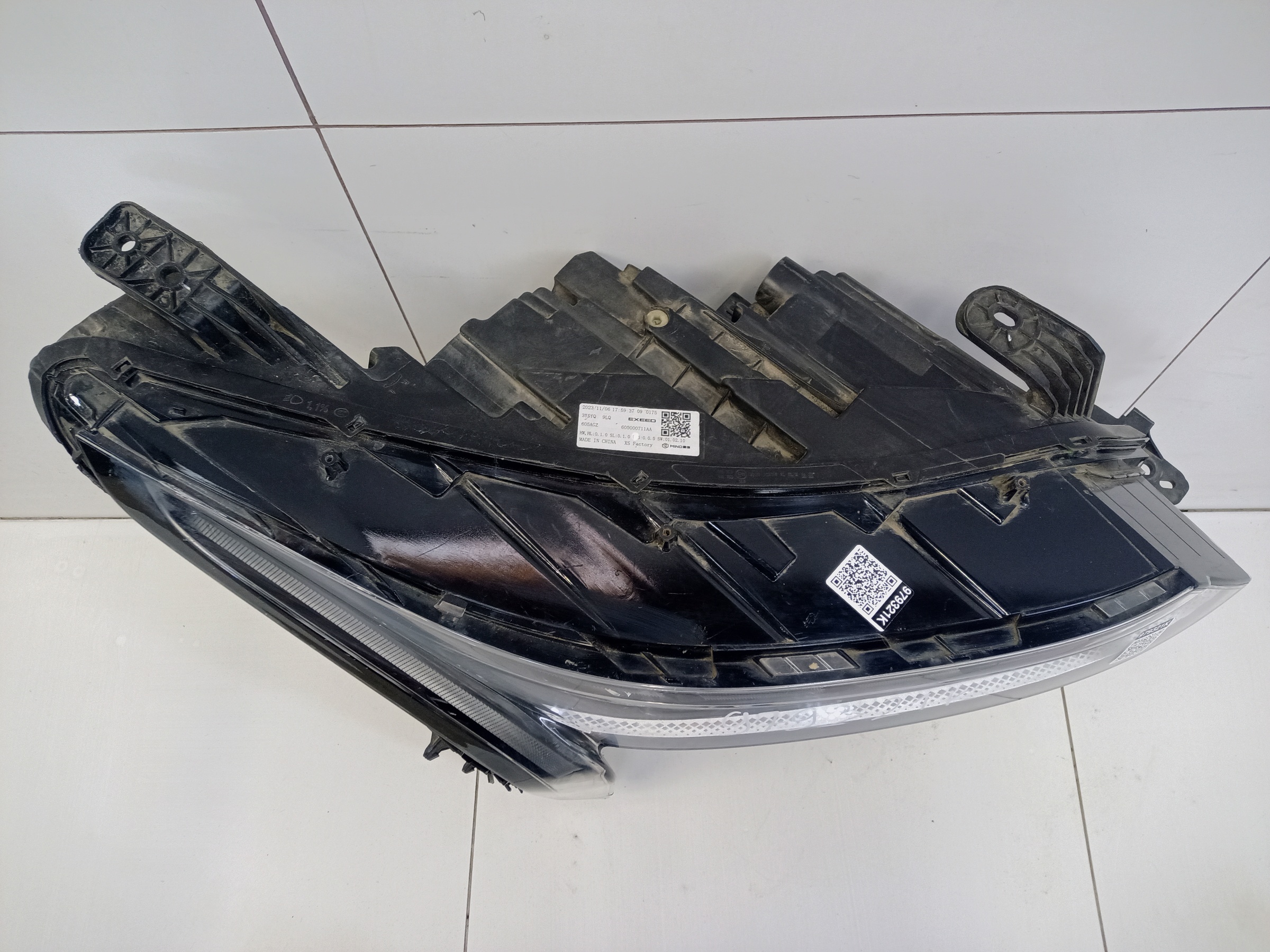 Фара передняя правая Exeed RX LED