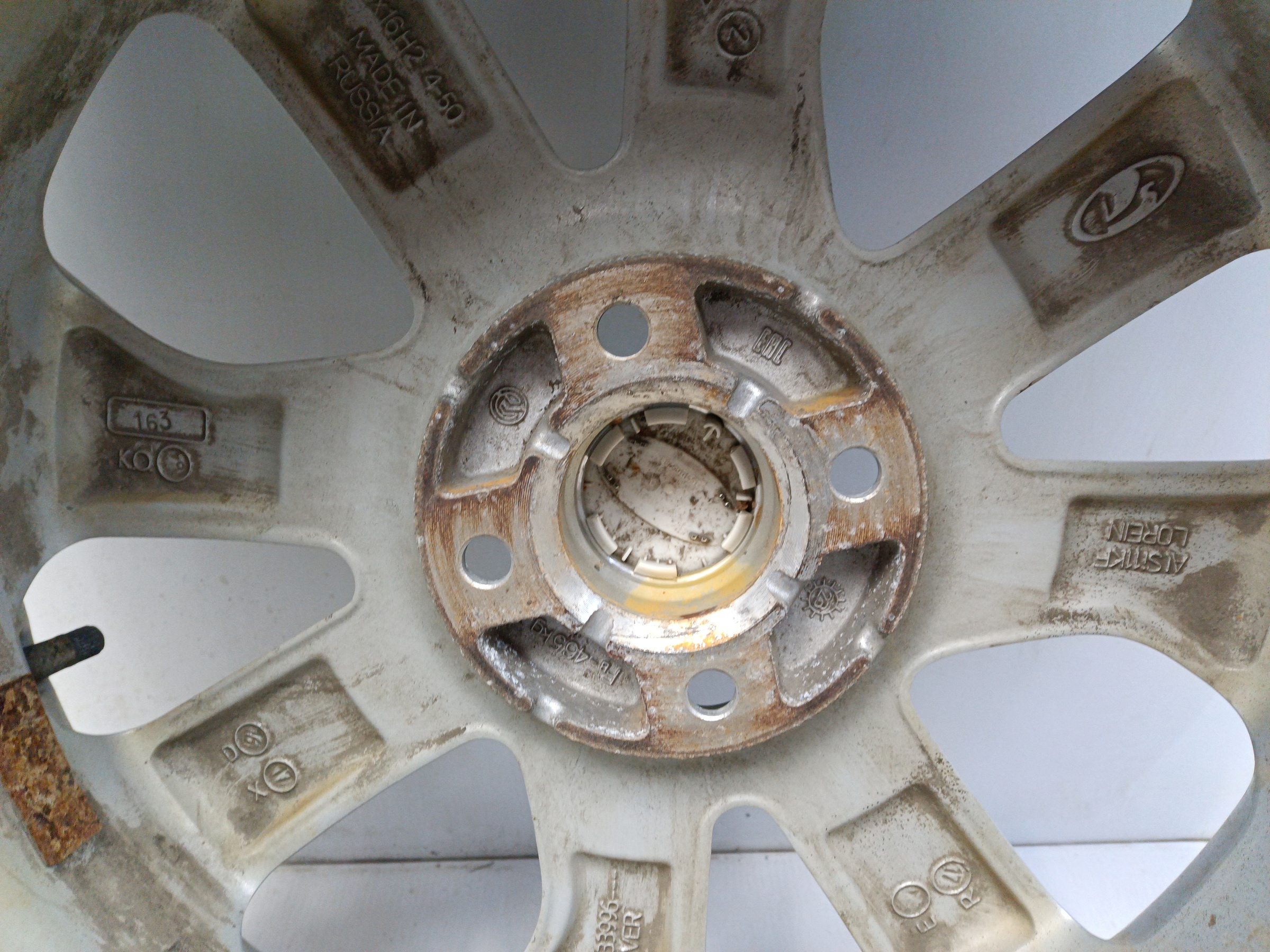 Диск колеса литой Lada Vesta 1 Restail R16