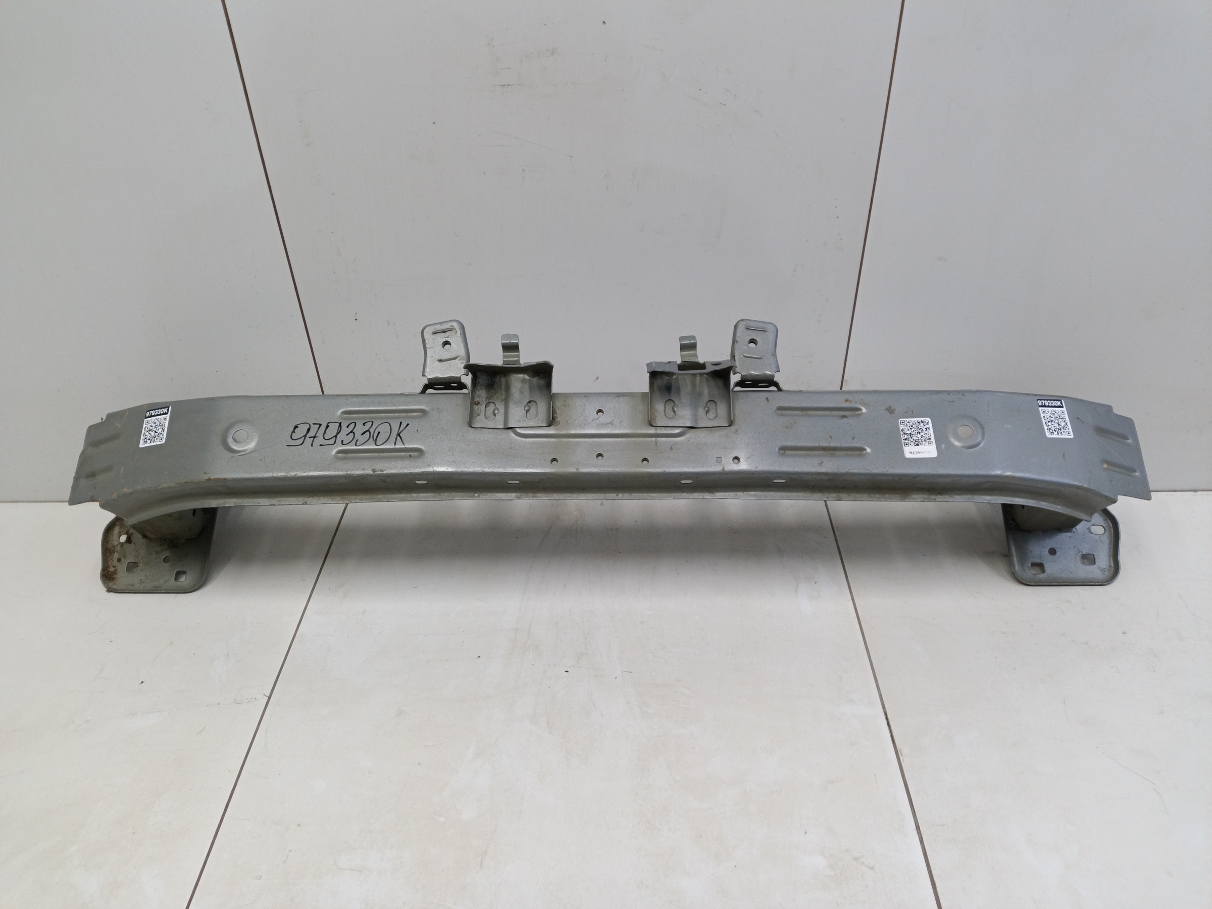 Усилитель переднего бампера Haval F7