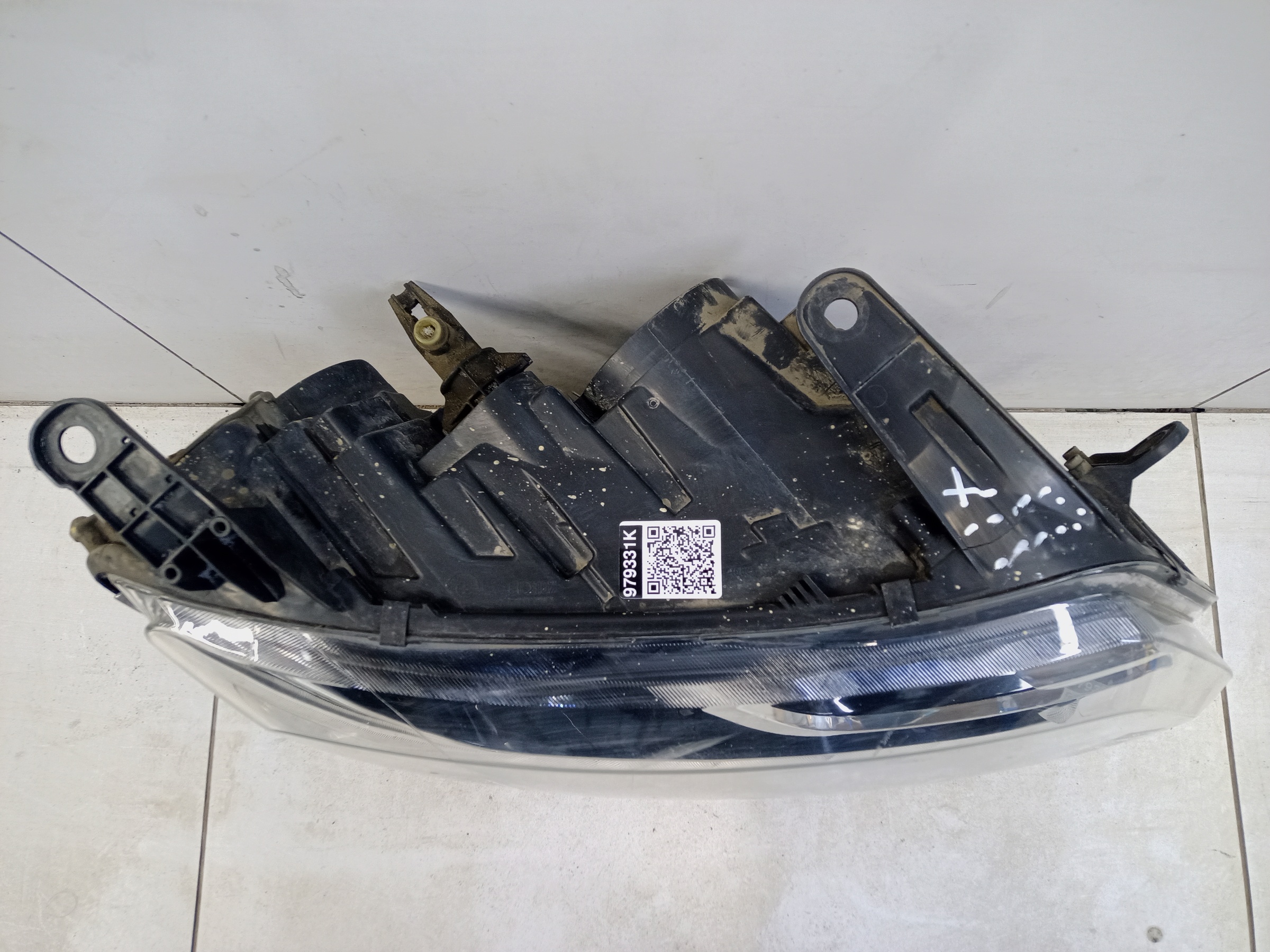 Фара передняя правая Renault Duster 2 галоген с ДХО