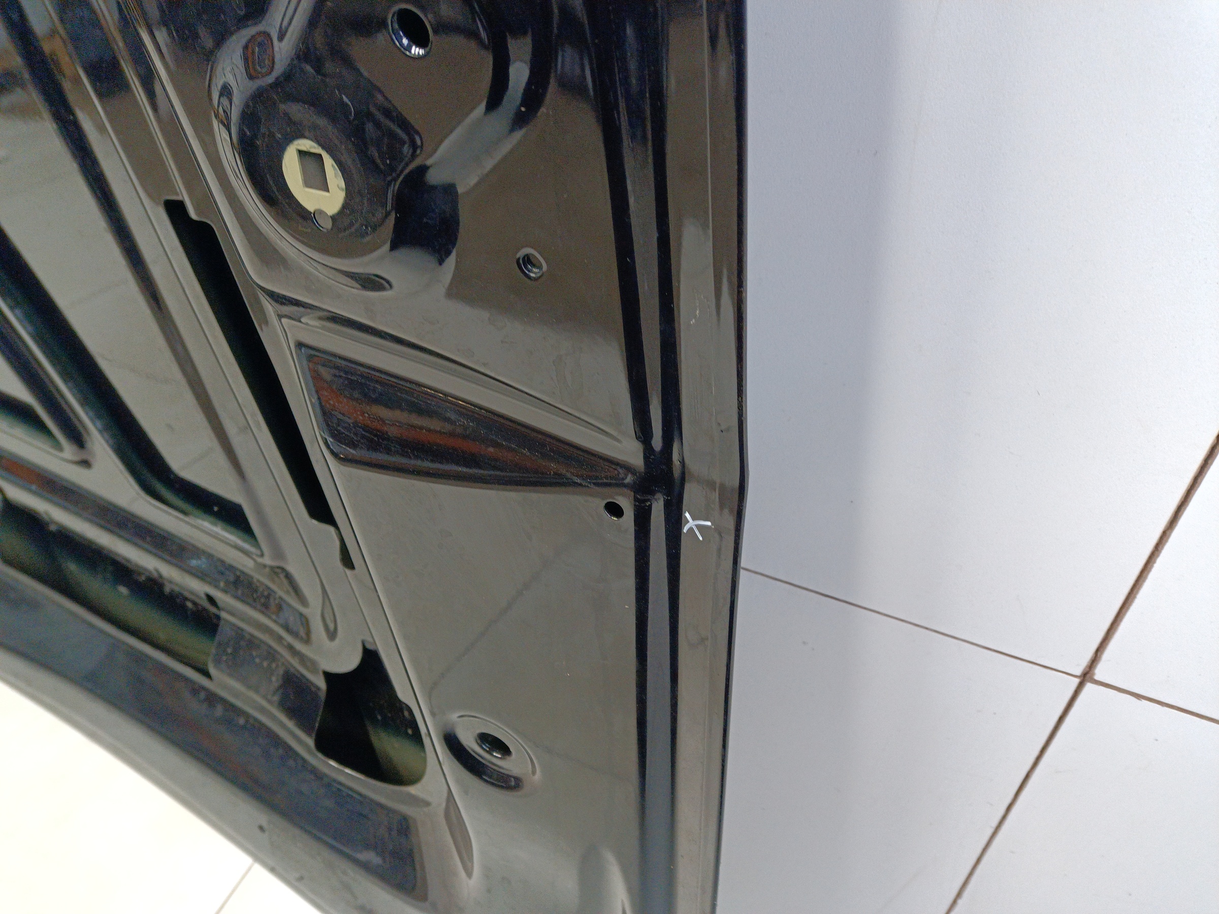 Капот Audi Q7 2