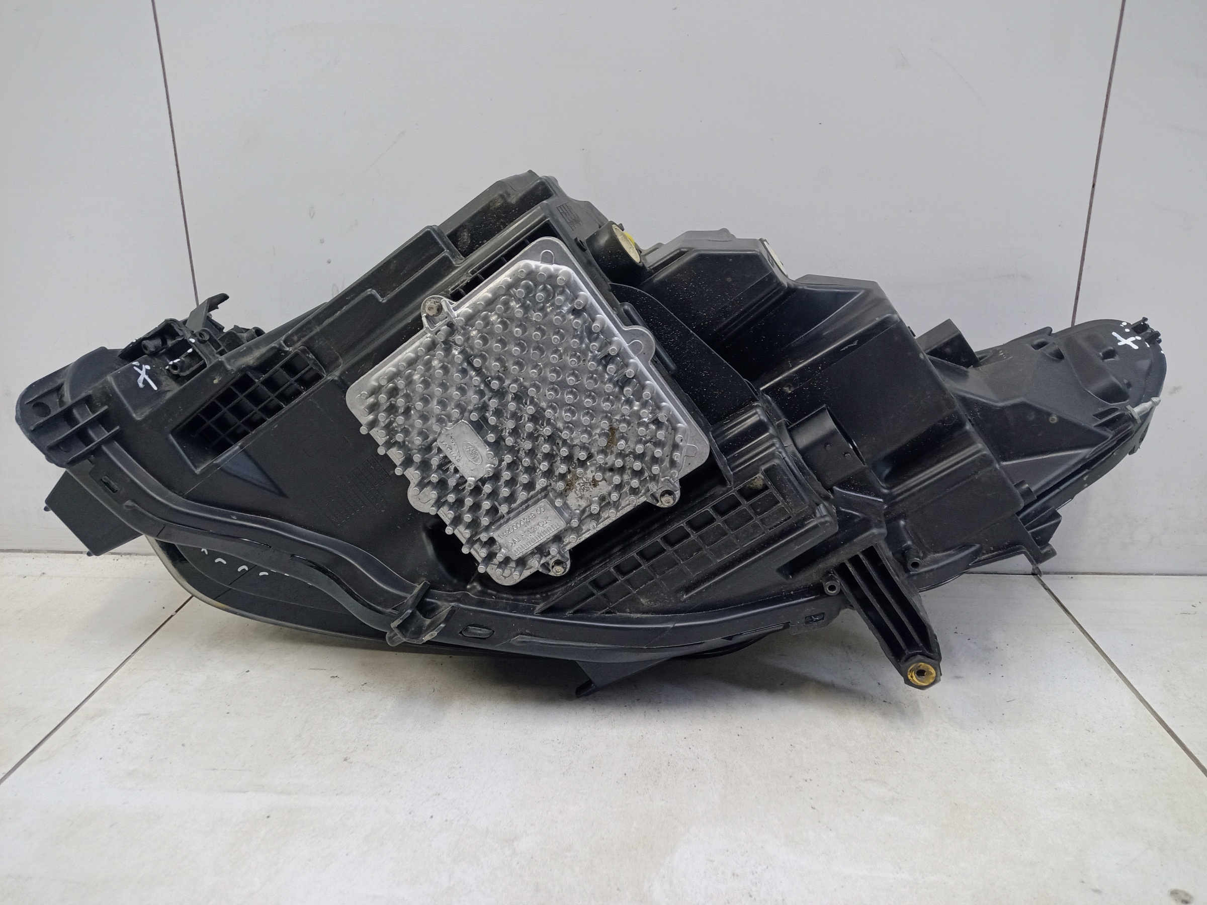 Фара передняя правая Land Rover Discovery Sport 1 Restail LED