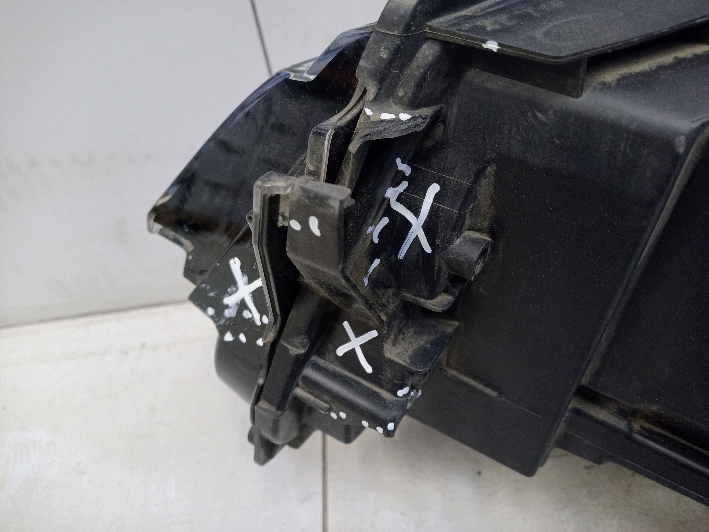 Фара передняя правая Land Rover Discovery Sport 1 Restail LED