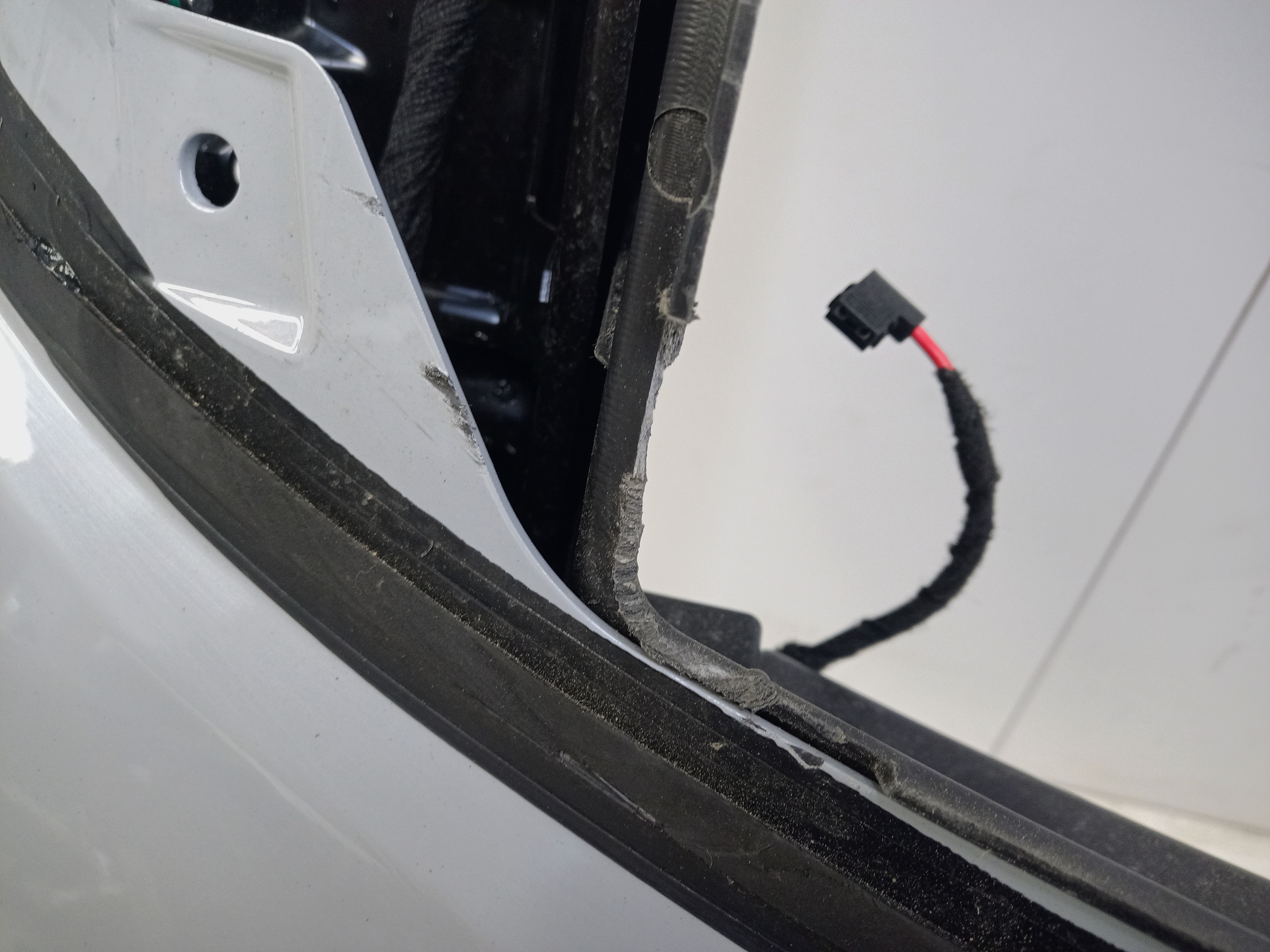 Крышка багажника Exeed RX