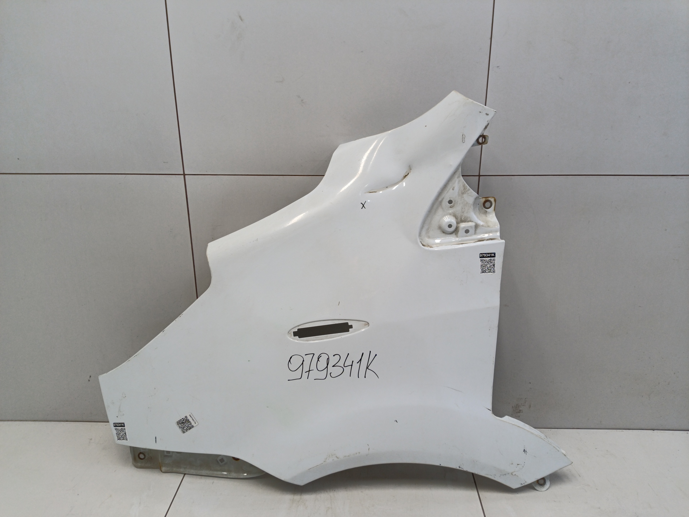 Крыло переднее левое Sollers Atlant