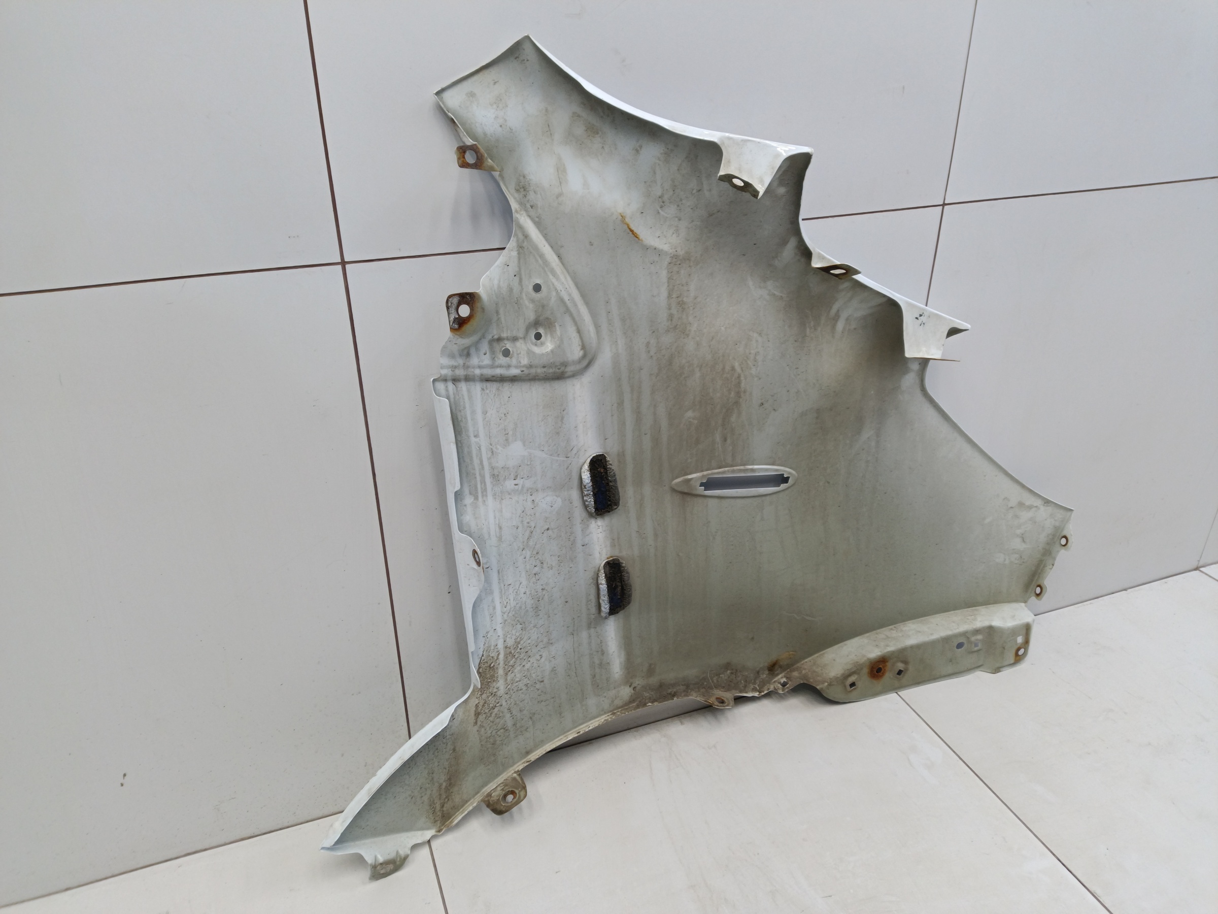 Крыло переднее левое Sollers Atlant