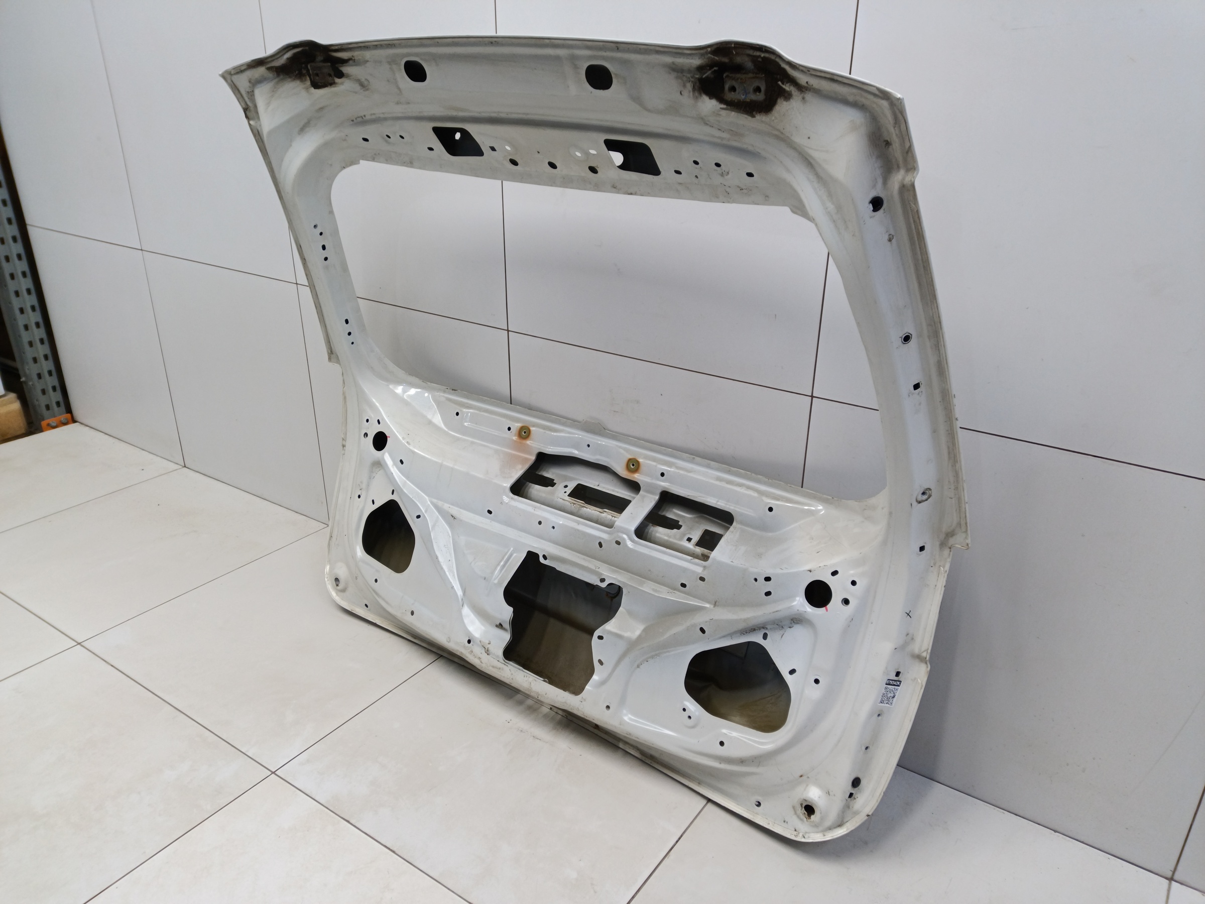 Крышка багажника Mitsubishi Outlander 3 Restail 2 под камеру