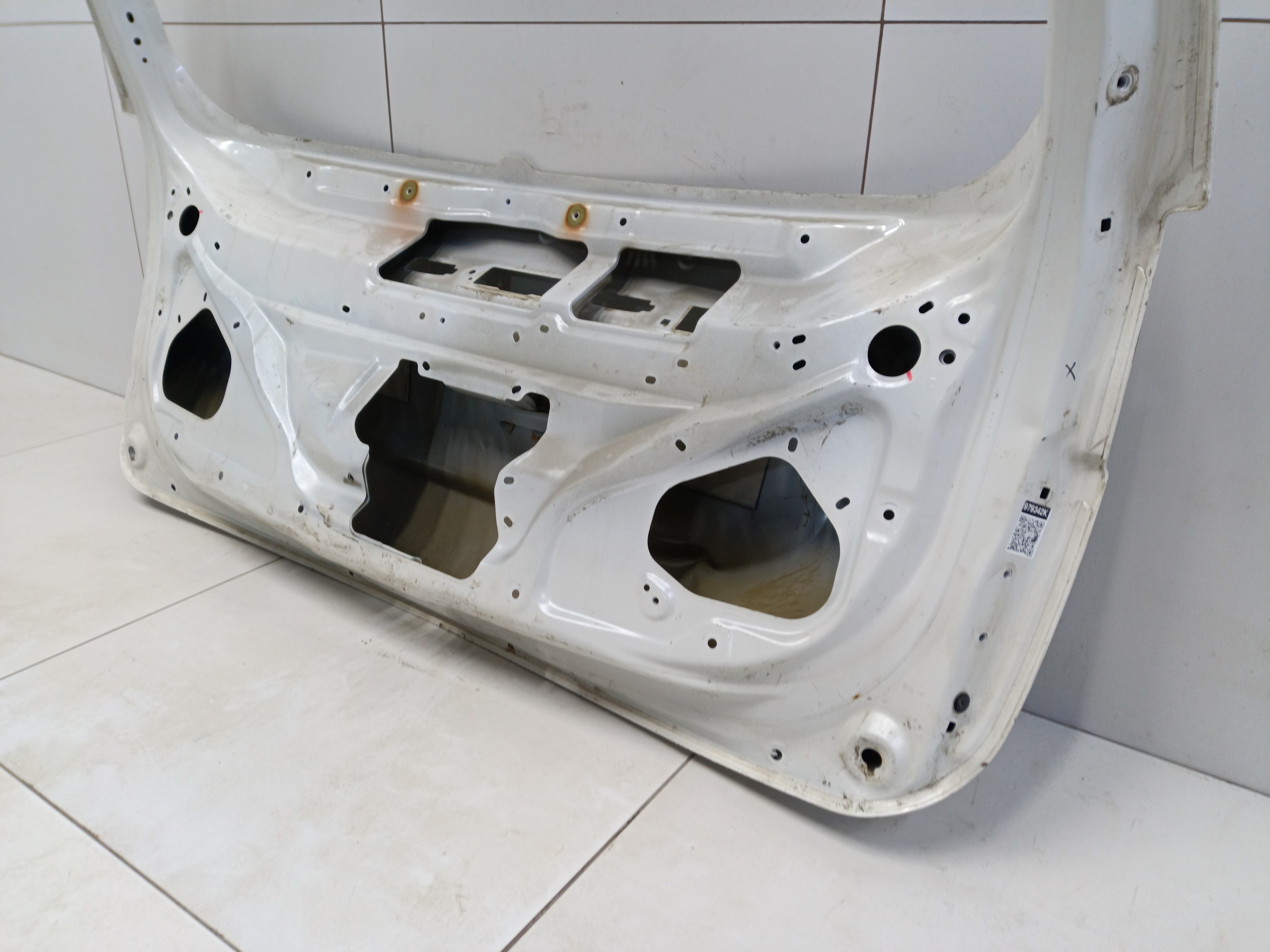 Крышка багажника Mitsubishi Outlander 3 Restail 2 под камеру